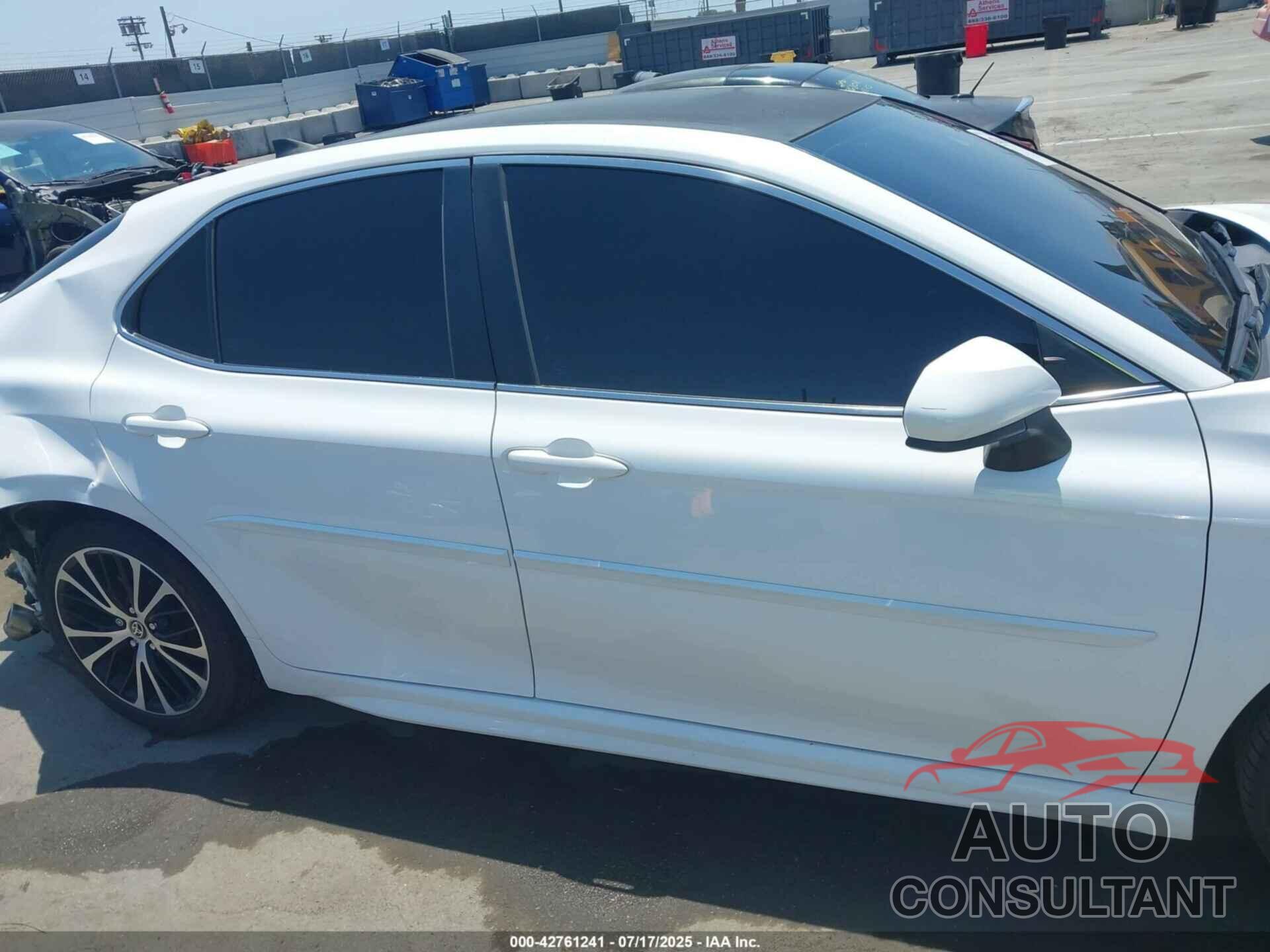 TOYOTA CAMRY 2020 - 4T1G11AK5LU506465