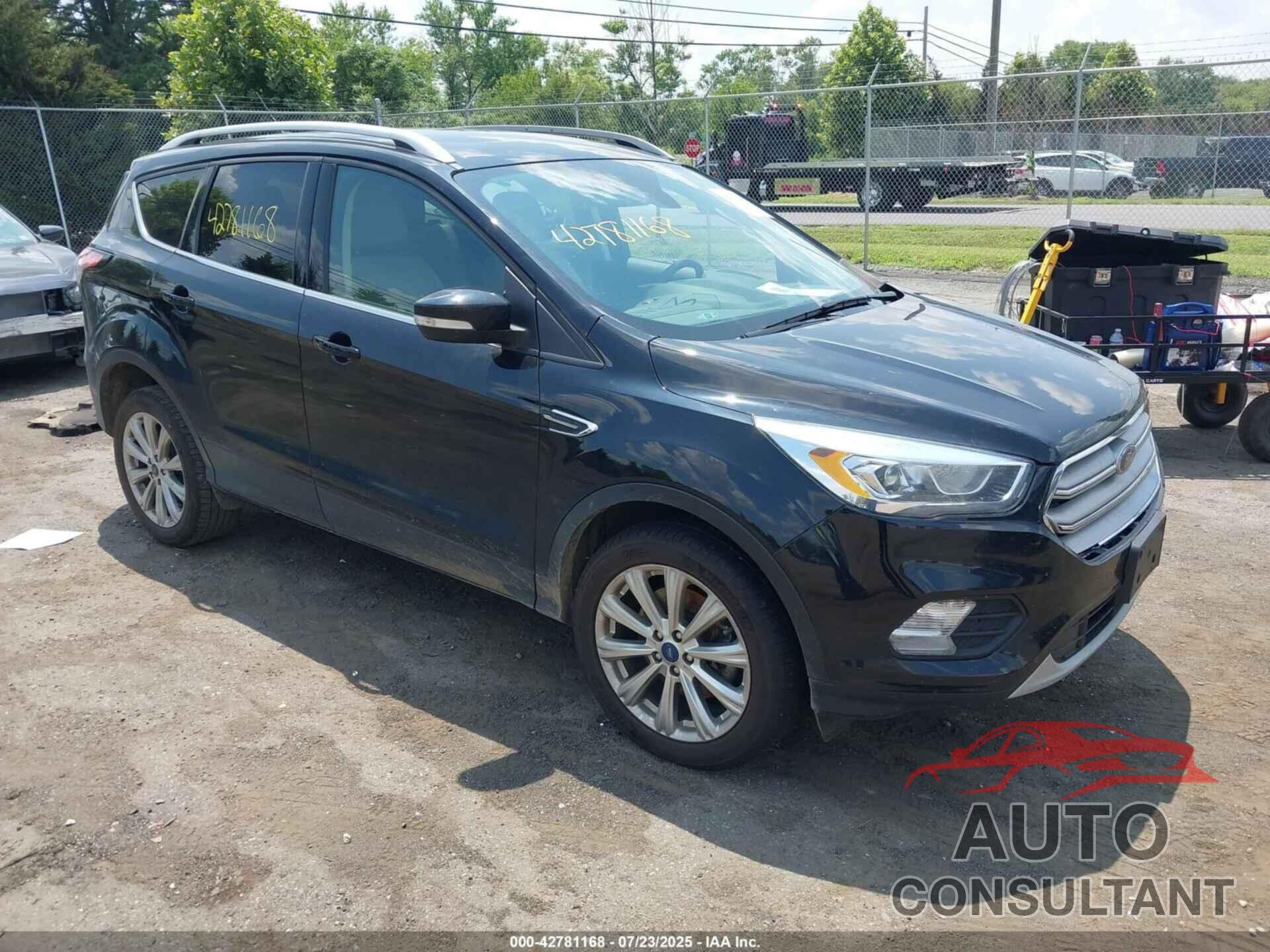 FORD ESCAPE 2017 - 1FMCU9JD4HUD73095