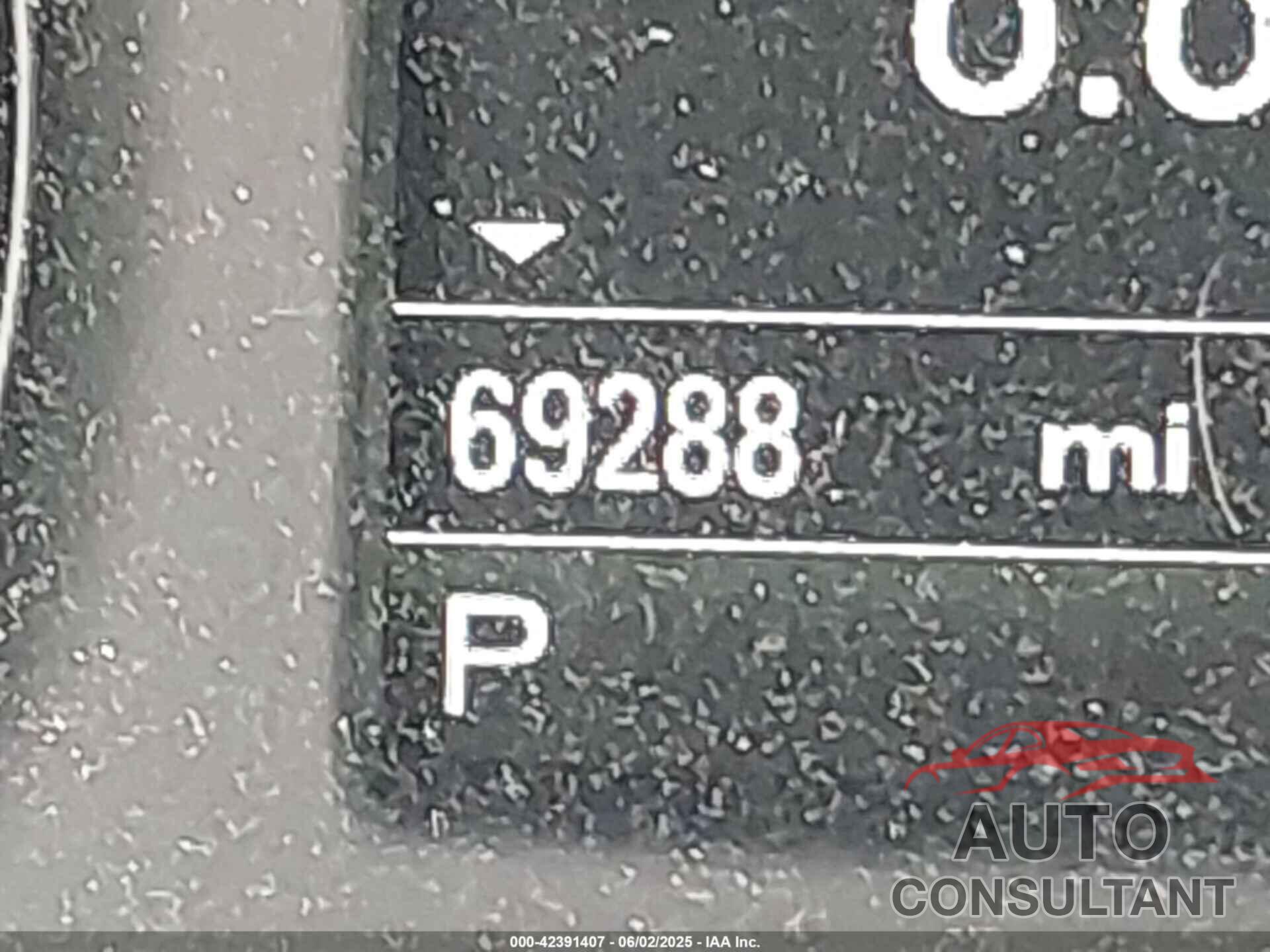 AUDI Q3 2018 - WA1JCCFS9JR026173