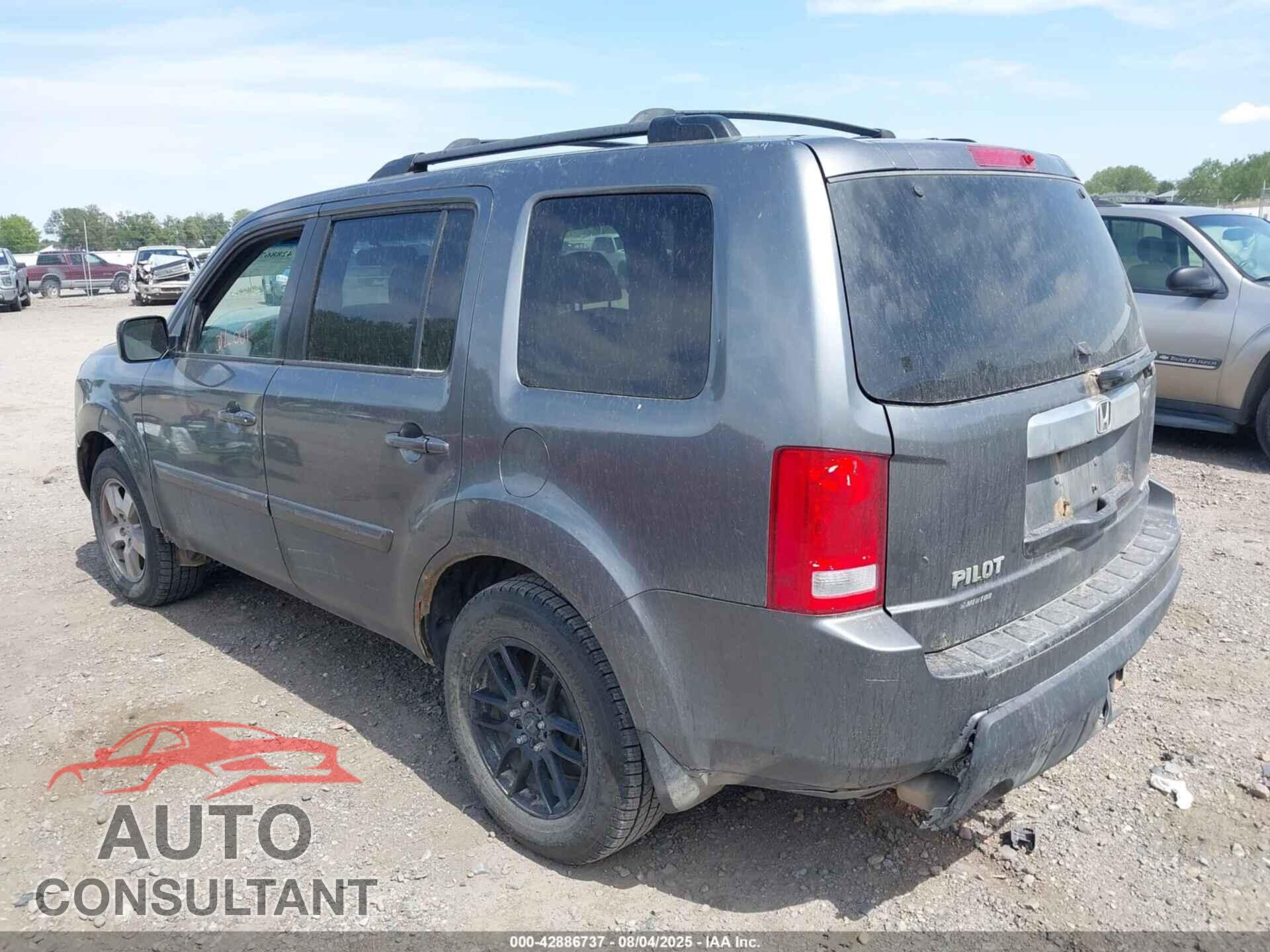 HONDA PILOT 2011 - 5FNYF4H77BB013018