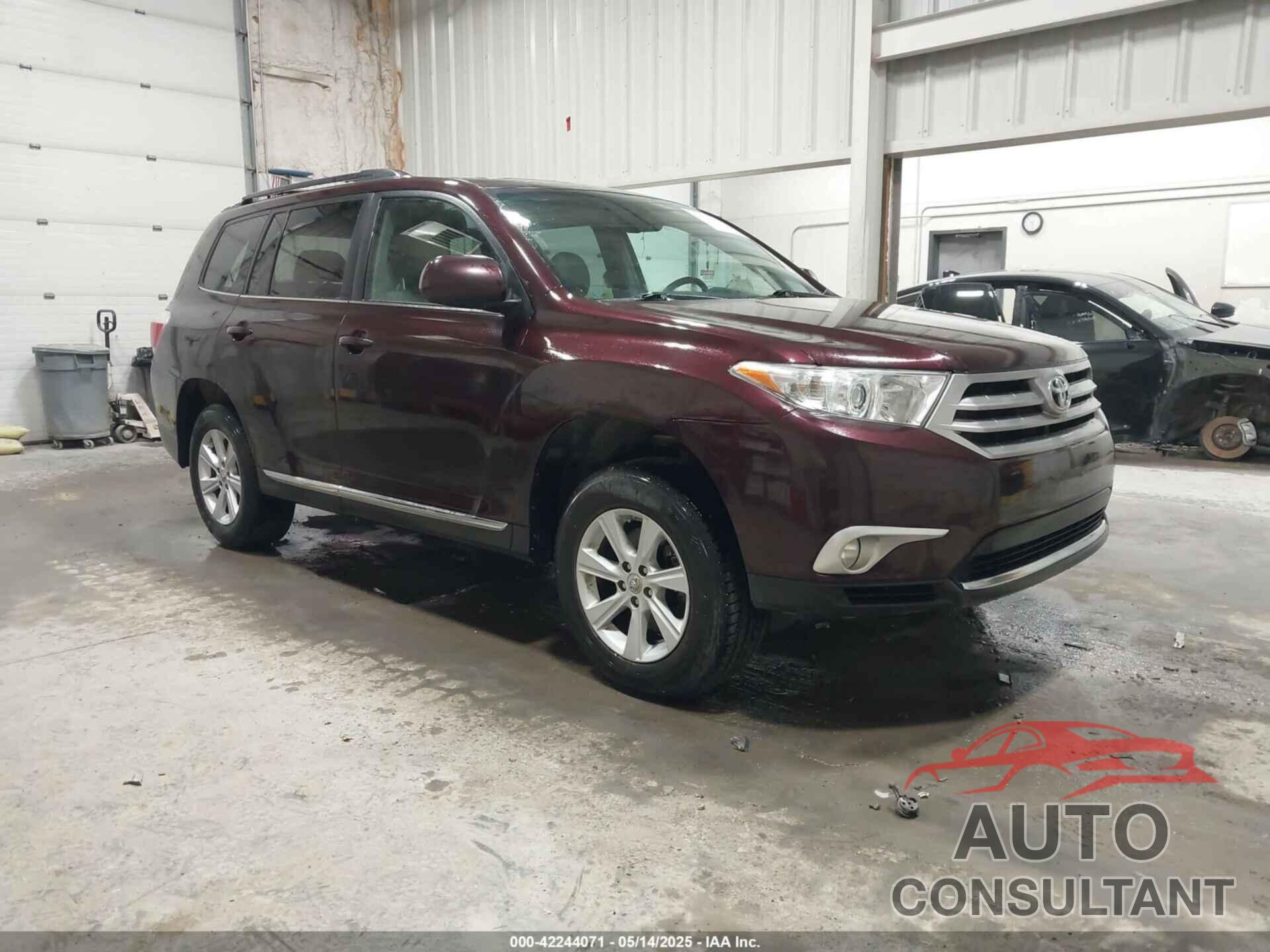 TOYOTA HIGHLANDER 2012 - 5TDBK3EH0CS162876