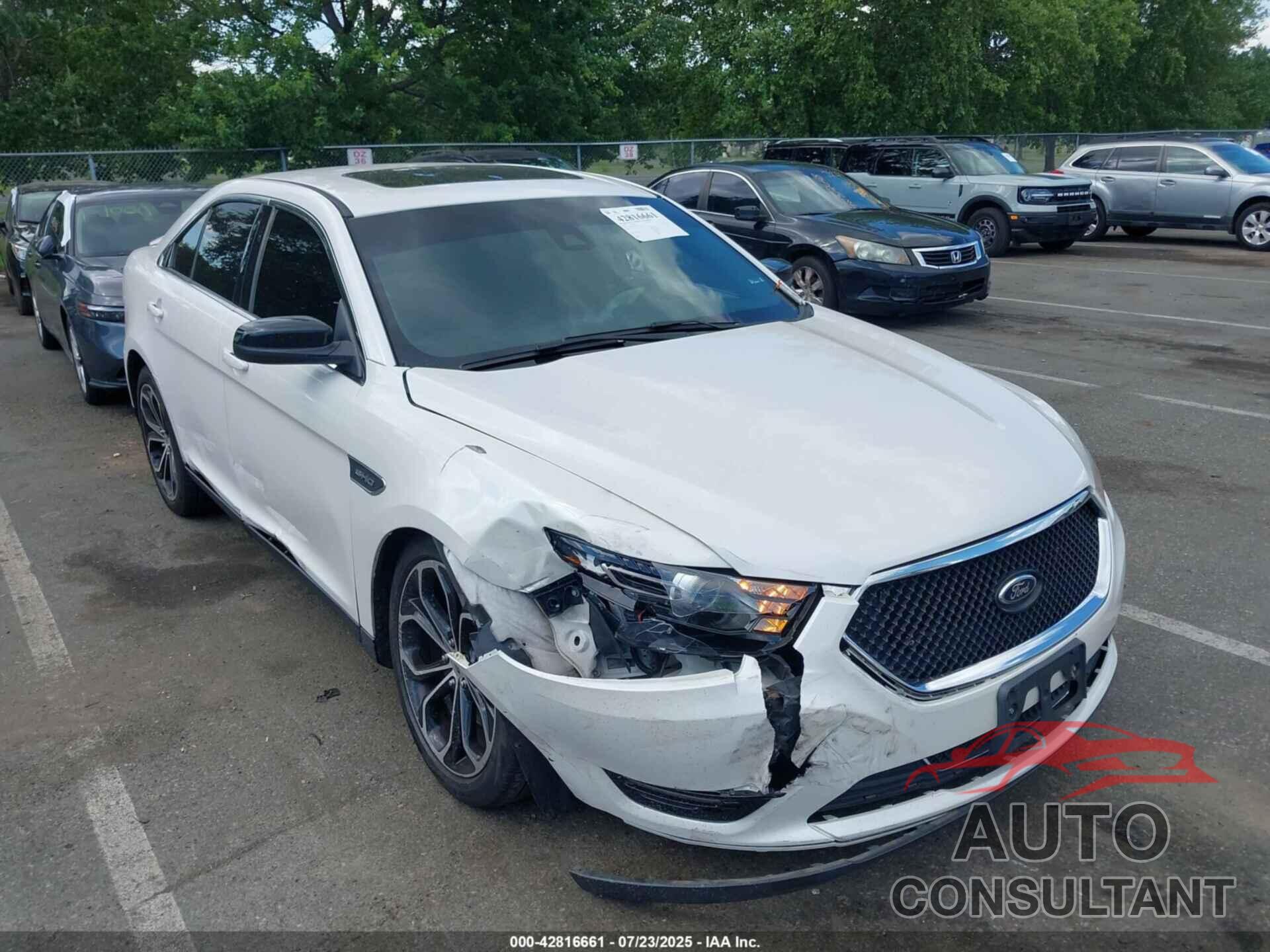 FORD TAURUS 2015 - 1FAHP2KTXFG153413