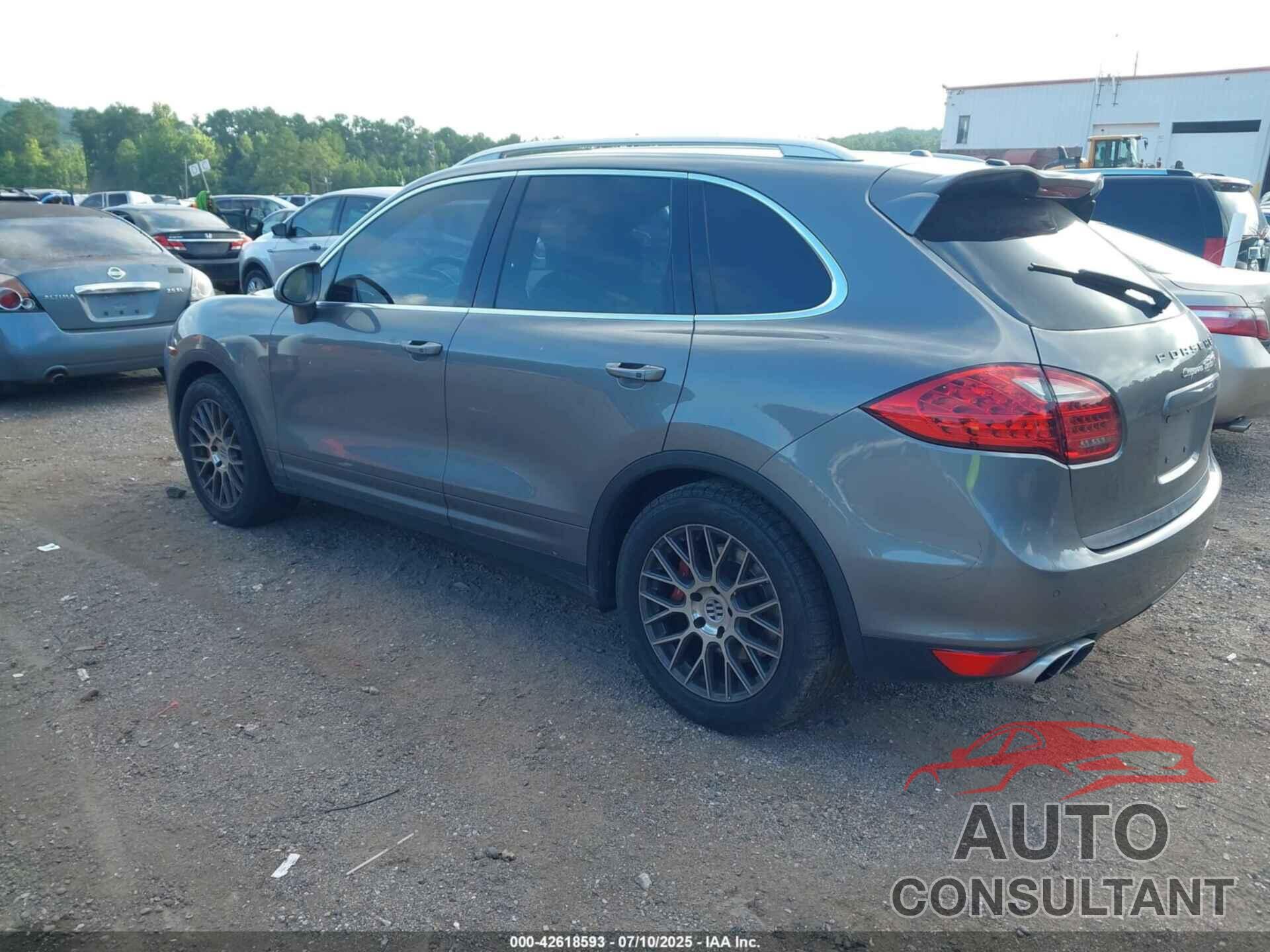 PORSCHE CAYENNE 2012 - WP1AC2A29CLA81105