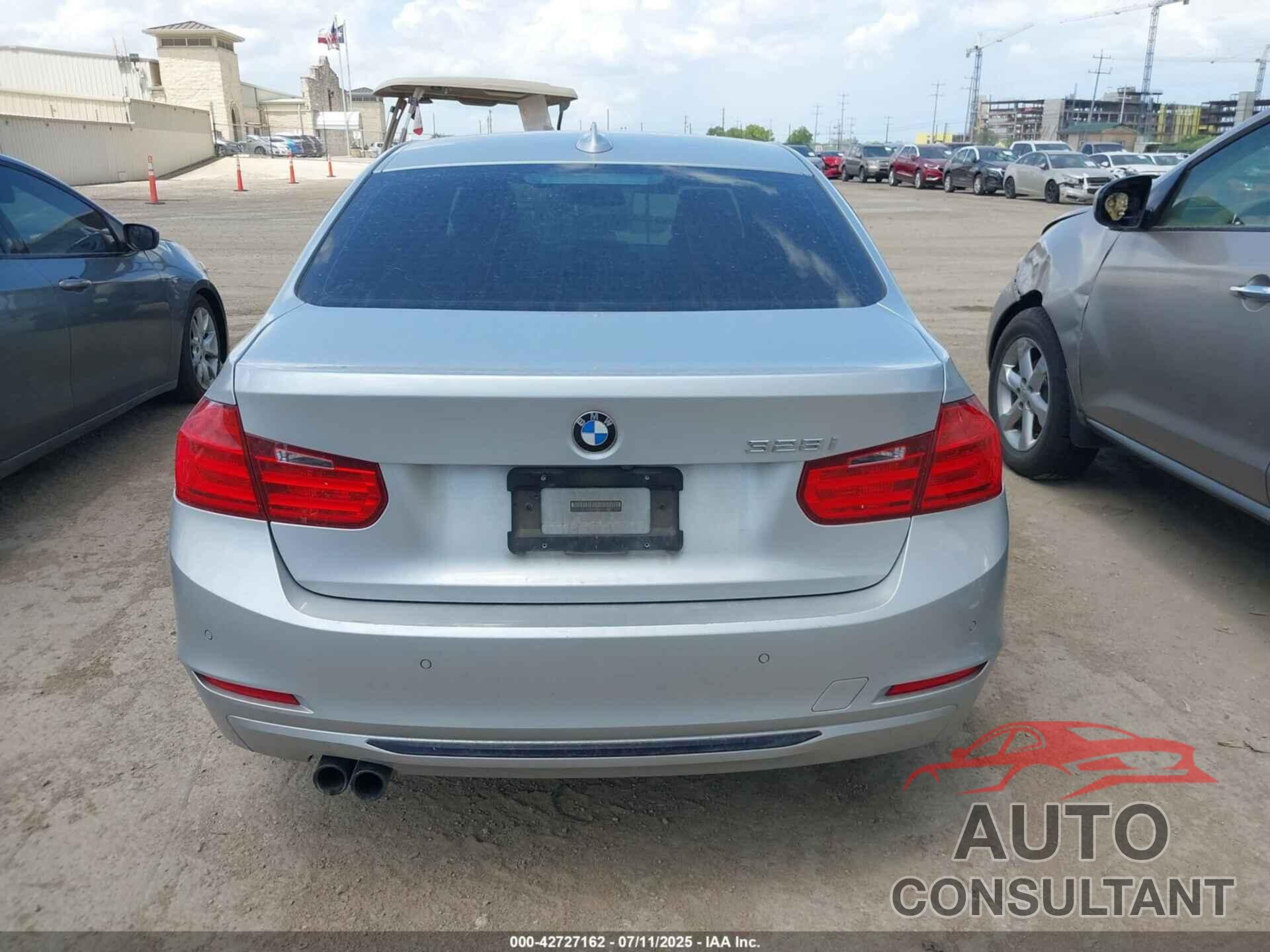 BMW 328I 2015 - WBA3A5G58FNS91140