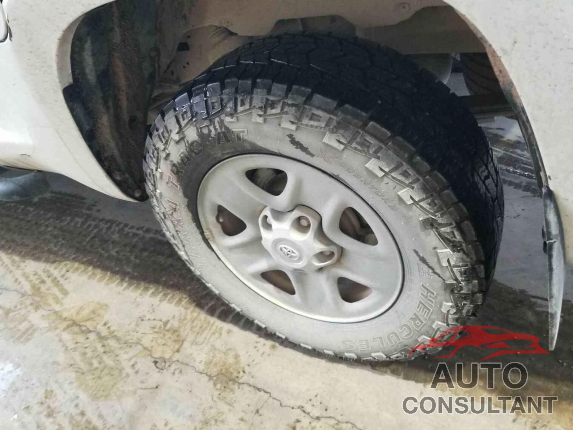 TOYOTA TUNDRA 2019 - 5TFUW5F12KX849098