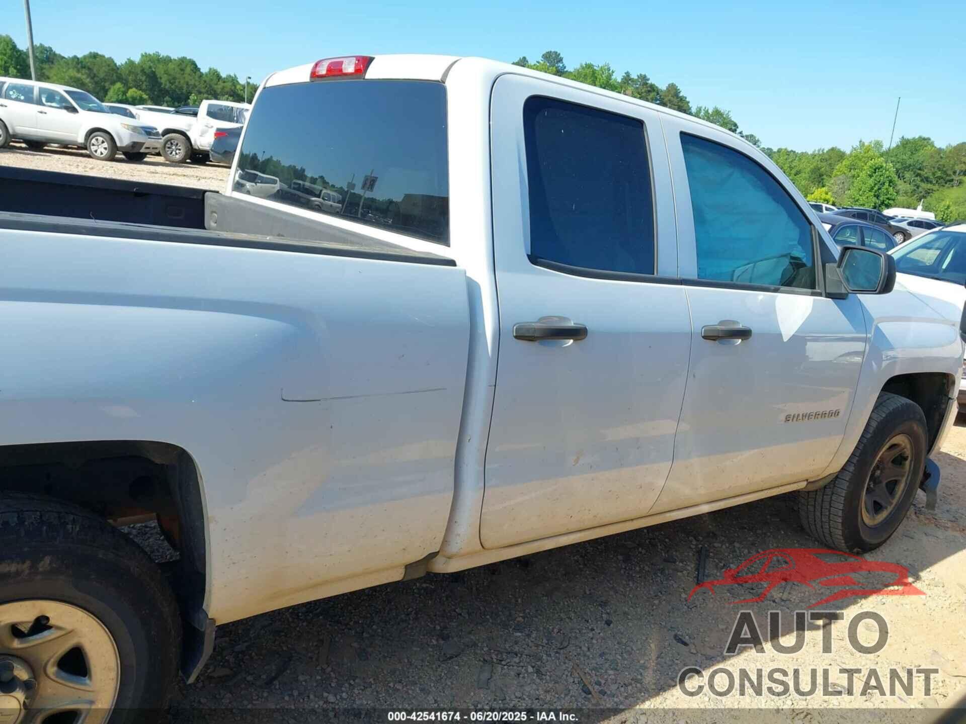 CHEVROLET SILVERADO 1500 2017 - 1GCRCNEH1HZ318906