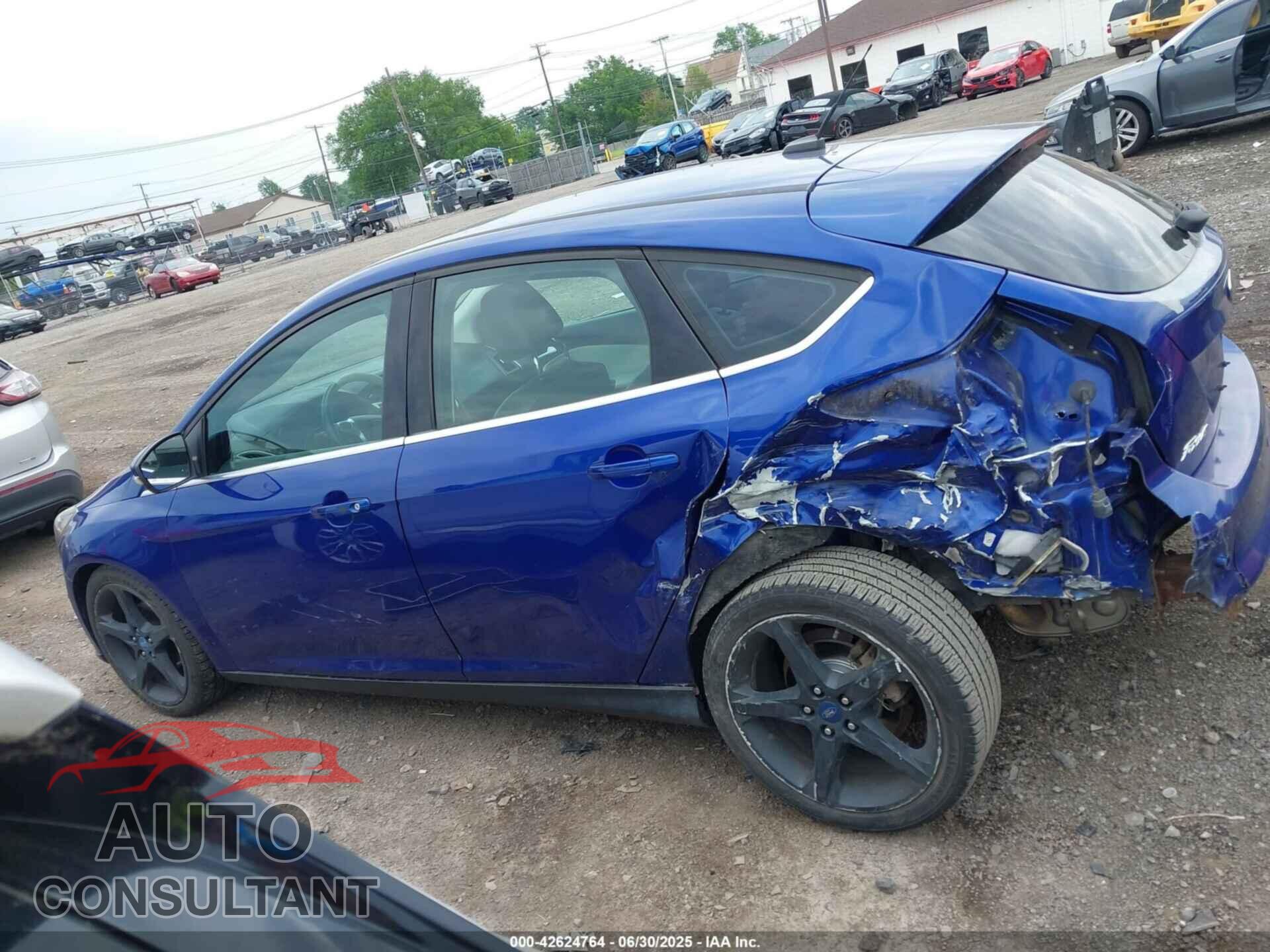 FORD FOCUS 2012 - 1FAHP3N24CL283473