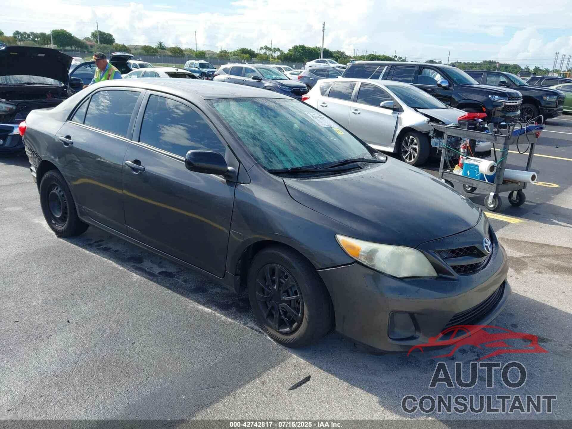 TOYOTA COROLLA 2012 - 2T1BU4EE8CC877404