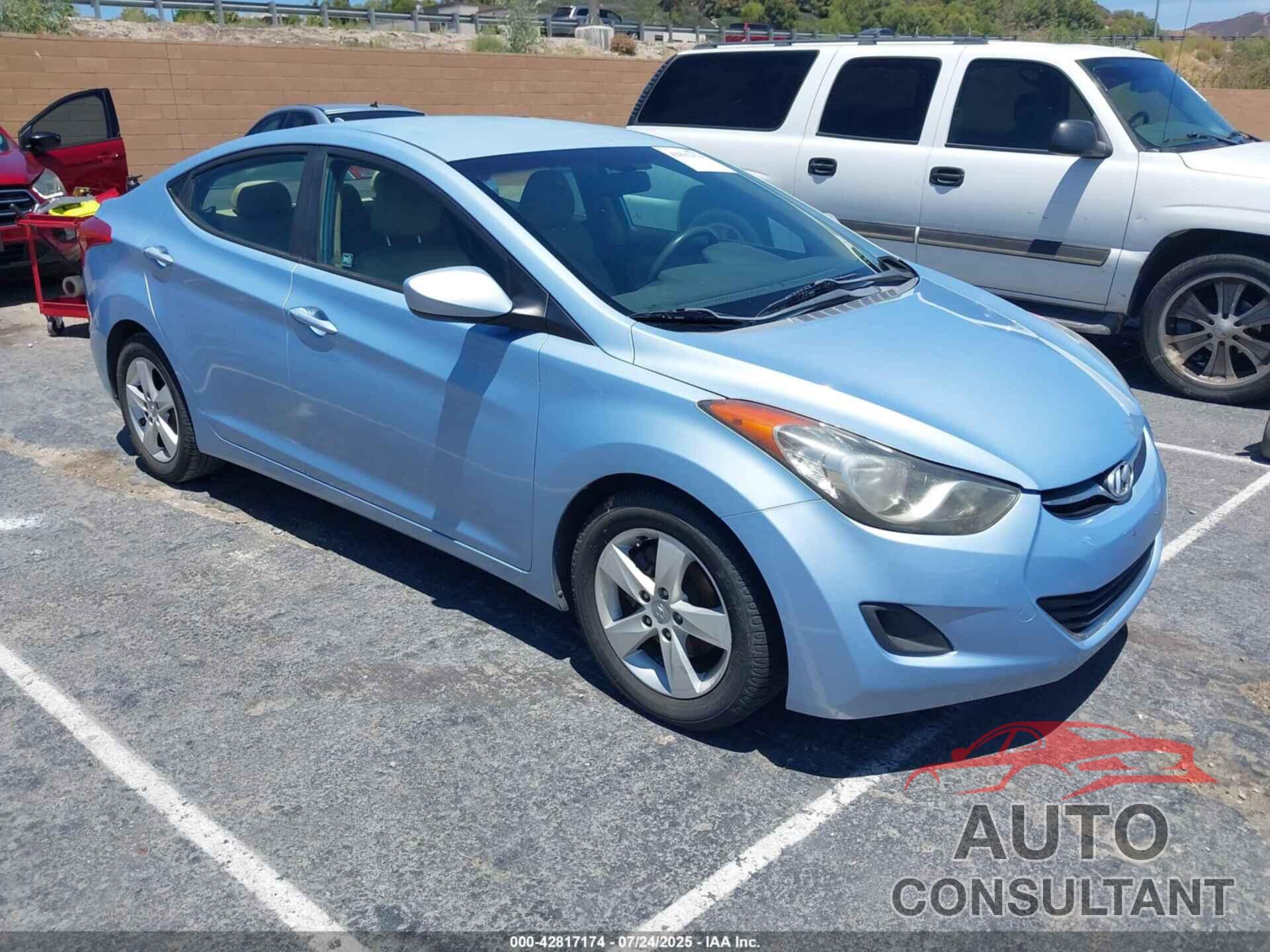 HYUNDAI ELANTRA 2011 - KMHDH4AE3BU134178