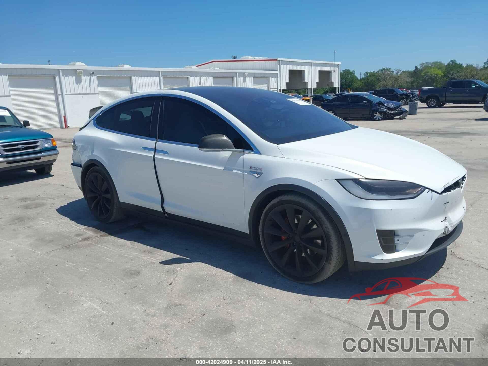 TESLA MODEL X 2016 - 5YJXCBE41GF016264