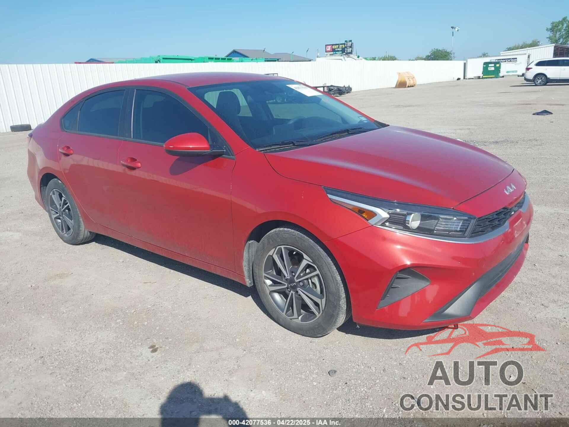 KIA FORTE 2023 - 3KPF24AD8PE541795