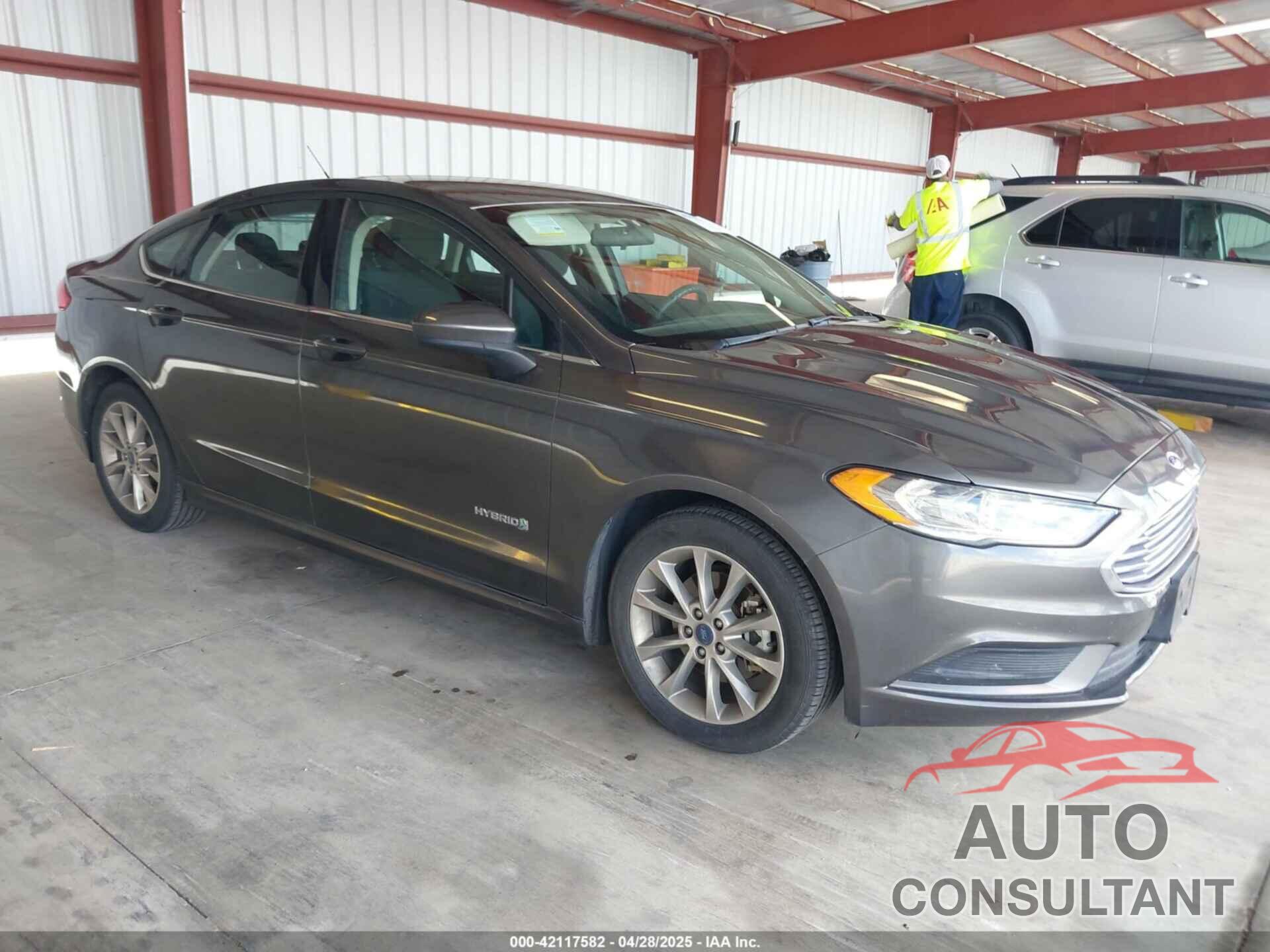 FORD FUSION HYBRID 2017 - 3FA6P0LU5HR374206