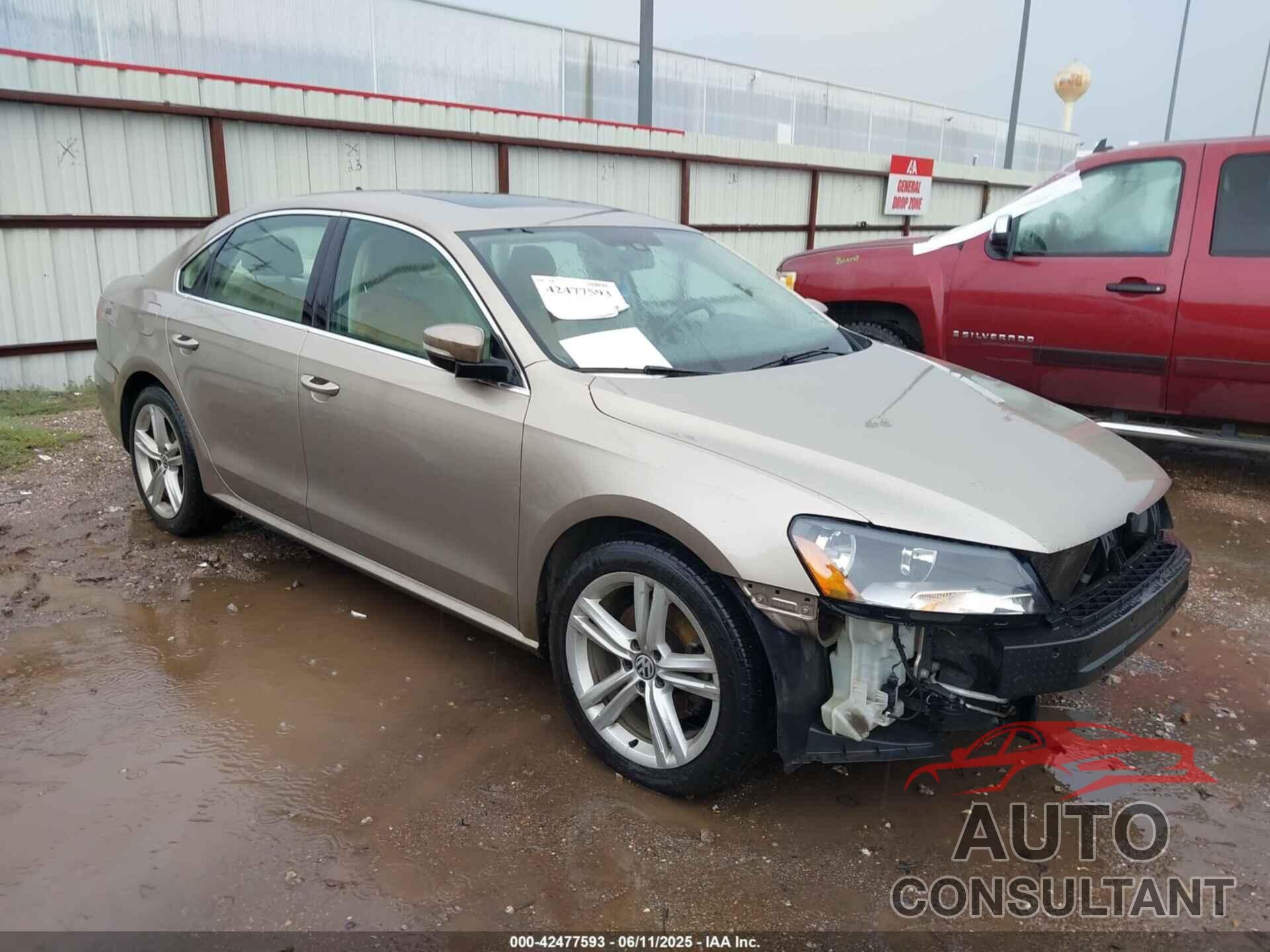 VOLKSWAGEN PASSAT 2015 - 1VWBV7A30FC019082