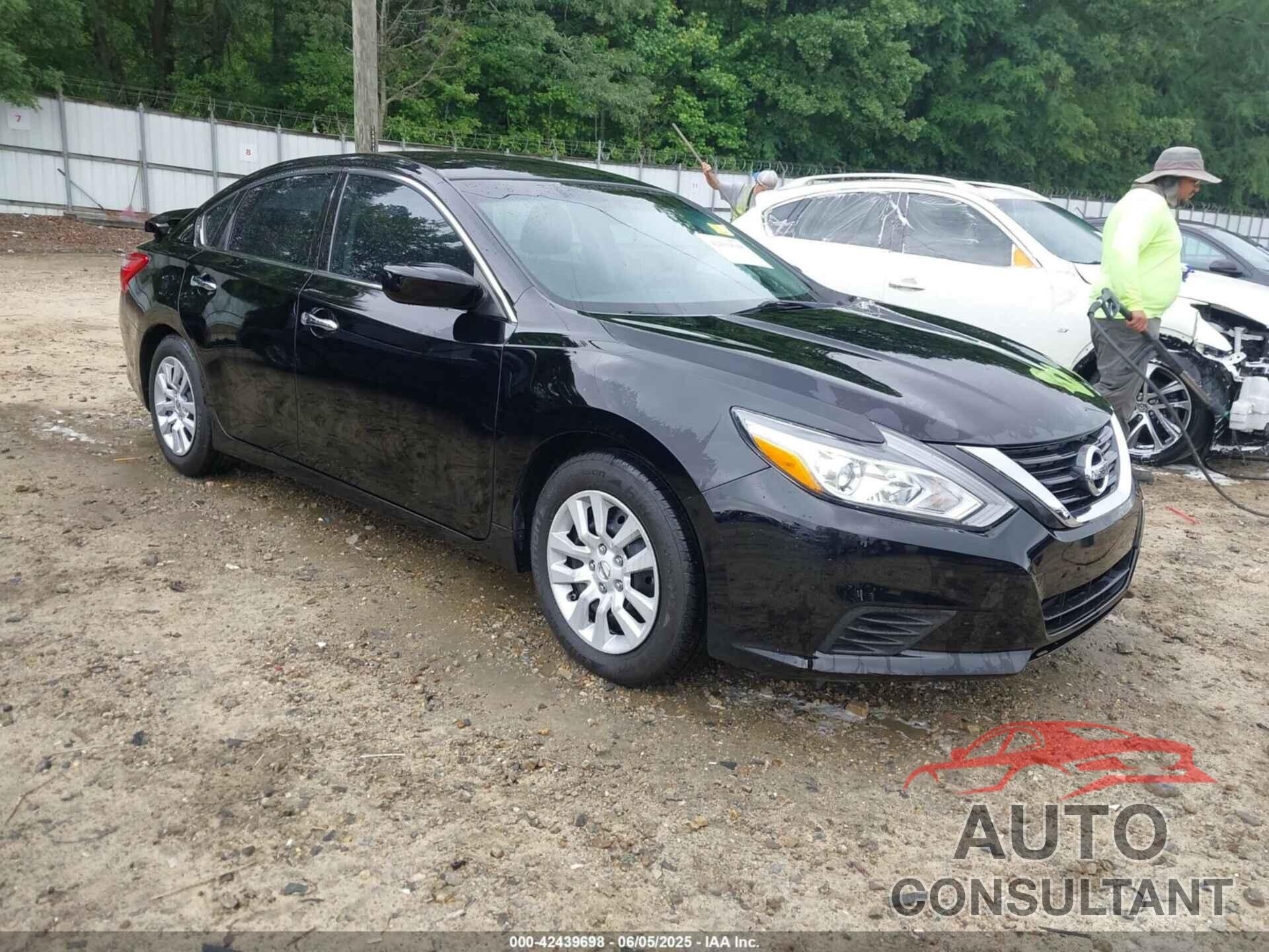 NISSAN ALTIMA 2017 - 1N4AL3AP2HC224783