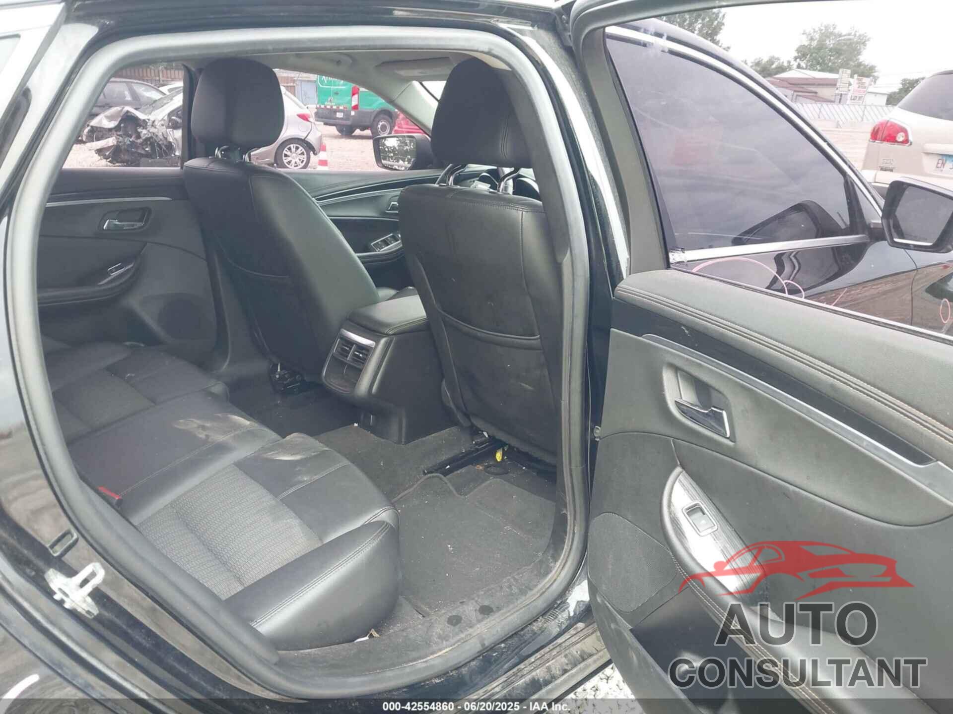 CHEVROLET IMPALA 2019 - 1G11Z5S33KU108213