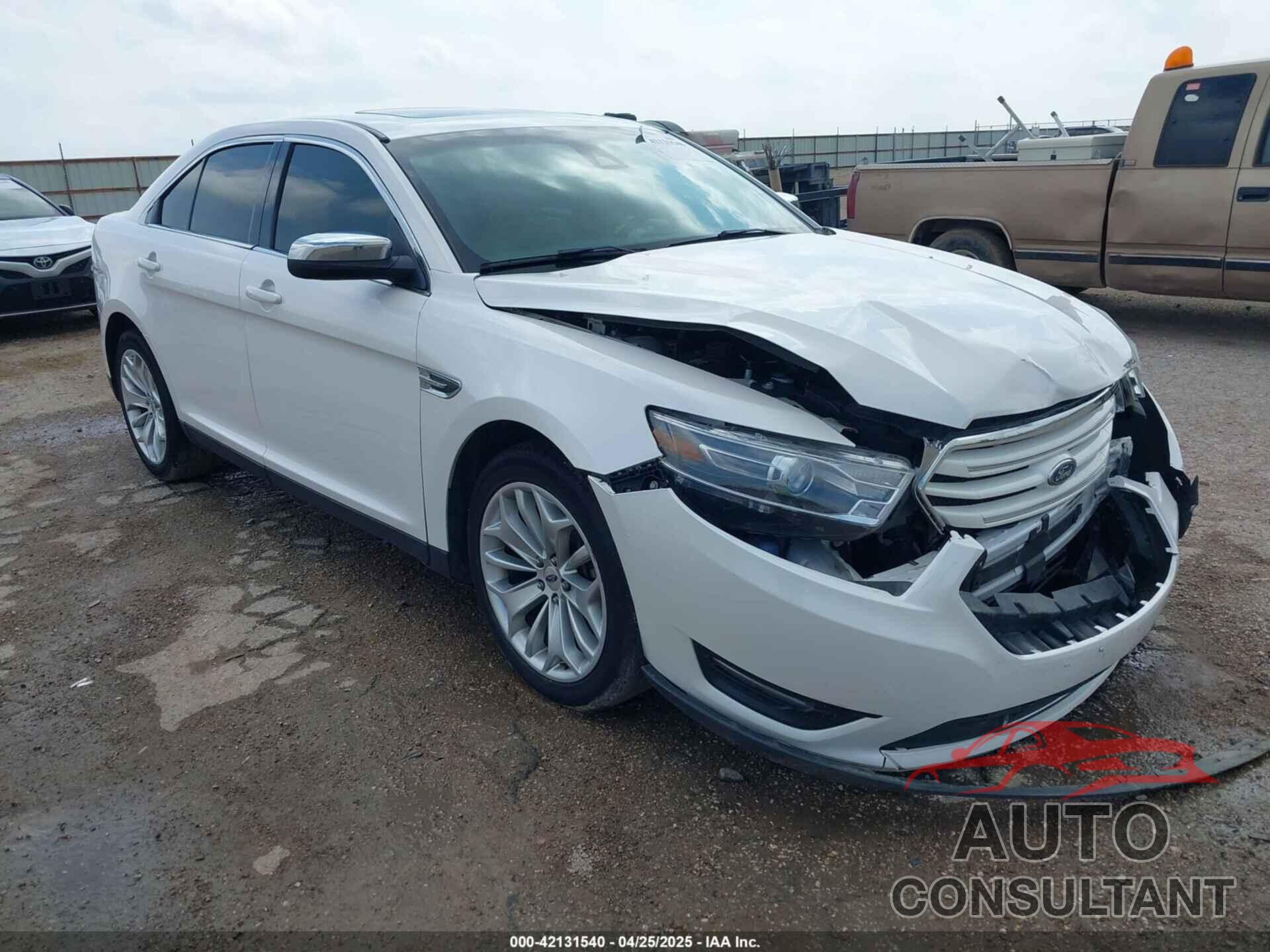 FORD TAURUS 2018 - 1FAHP2F80JG124159