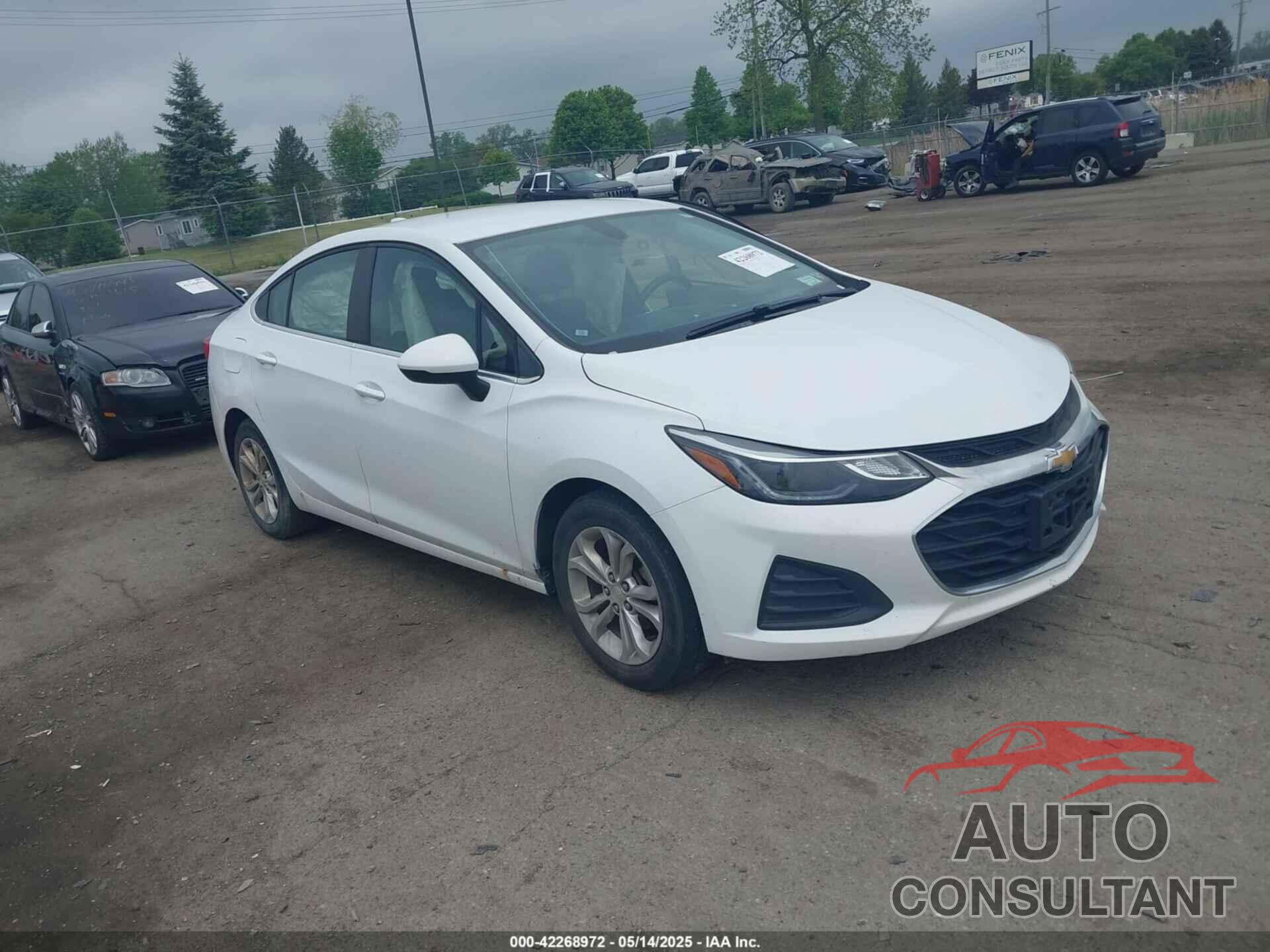 CHEVROLET CRUZE 2019 - 1G1BE5SM6K7146428