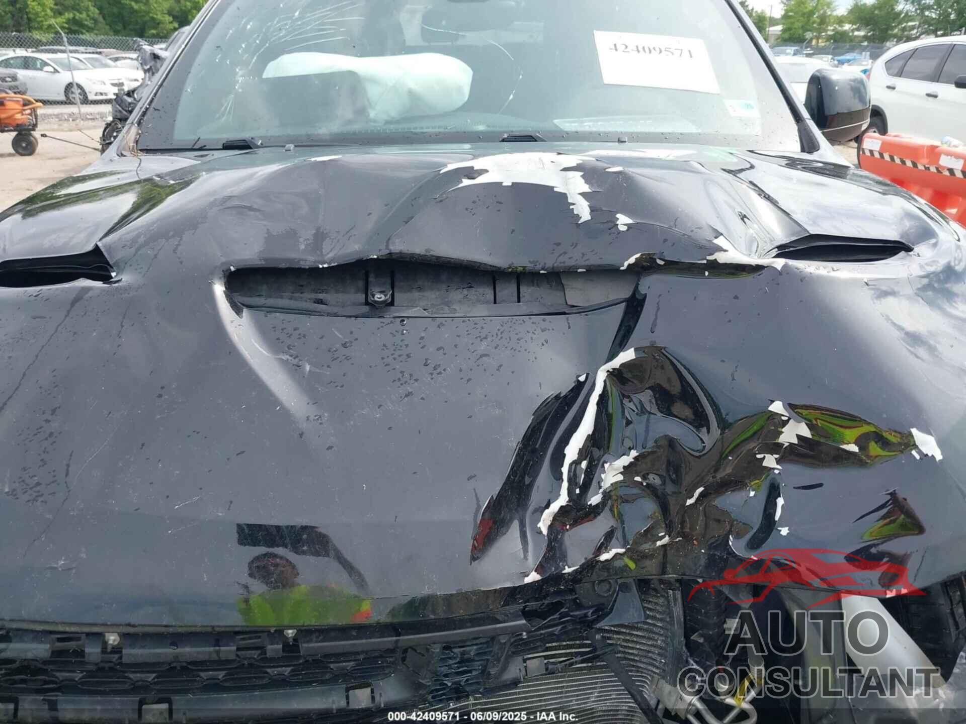 DODGE DURANGO 2018 - 1C4RDJDG2JC232625