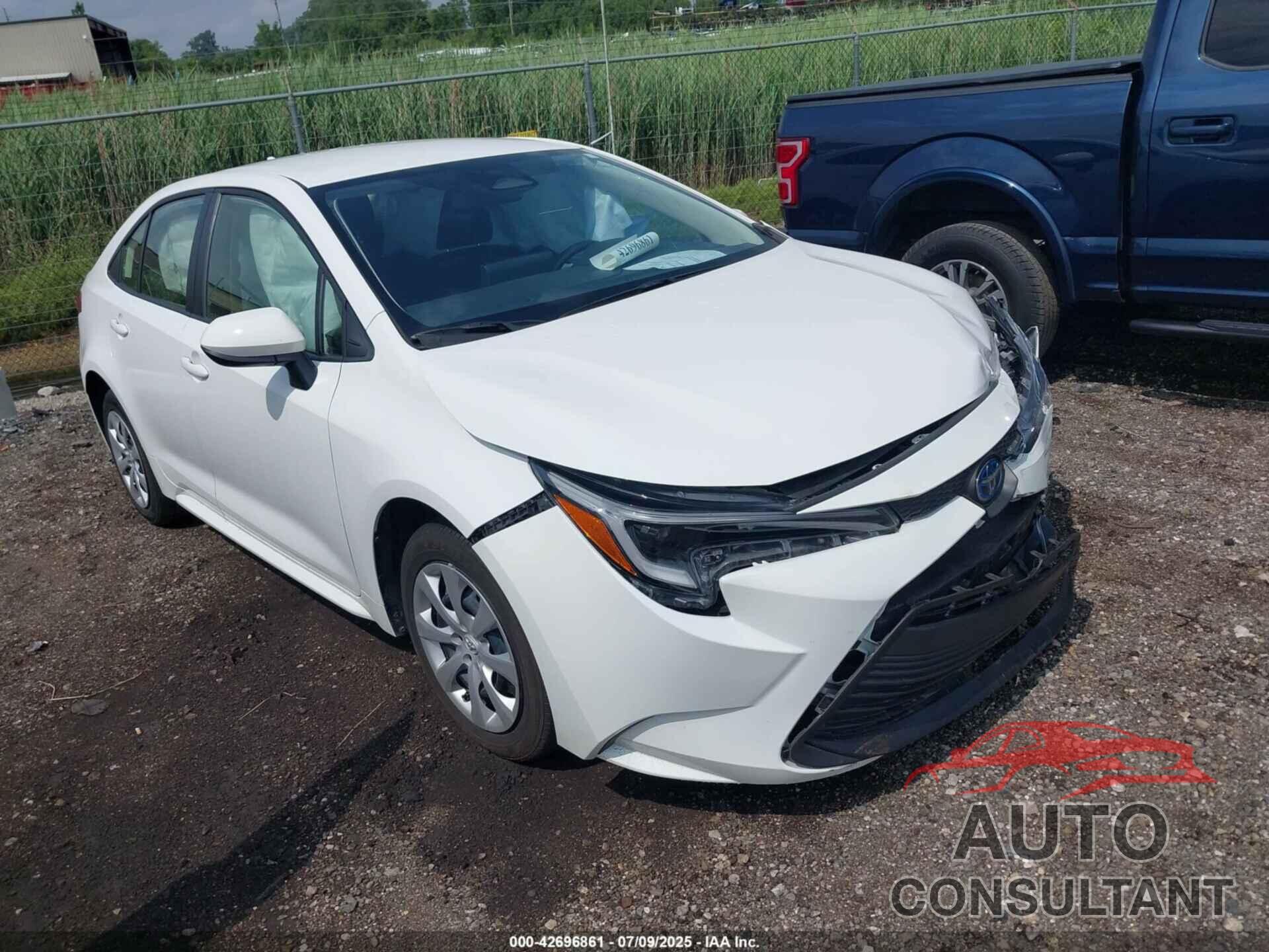 TOYOTA COROLLA 2025 - JTDBCMFE0SJ038528