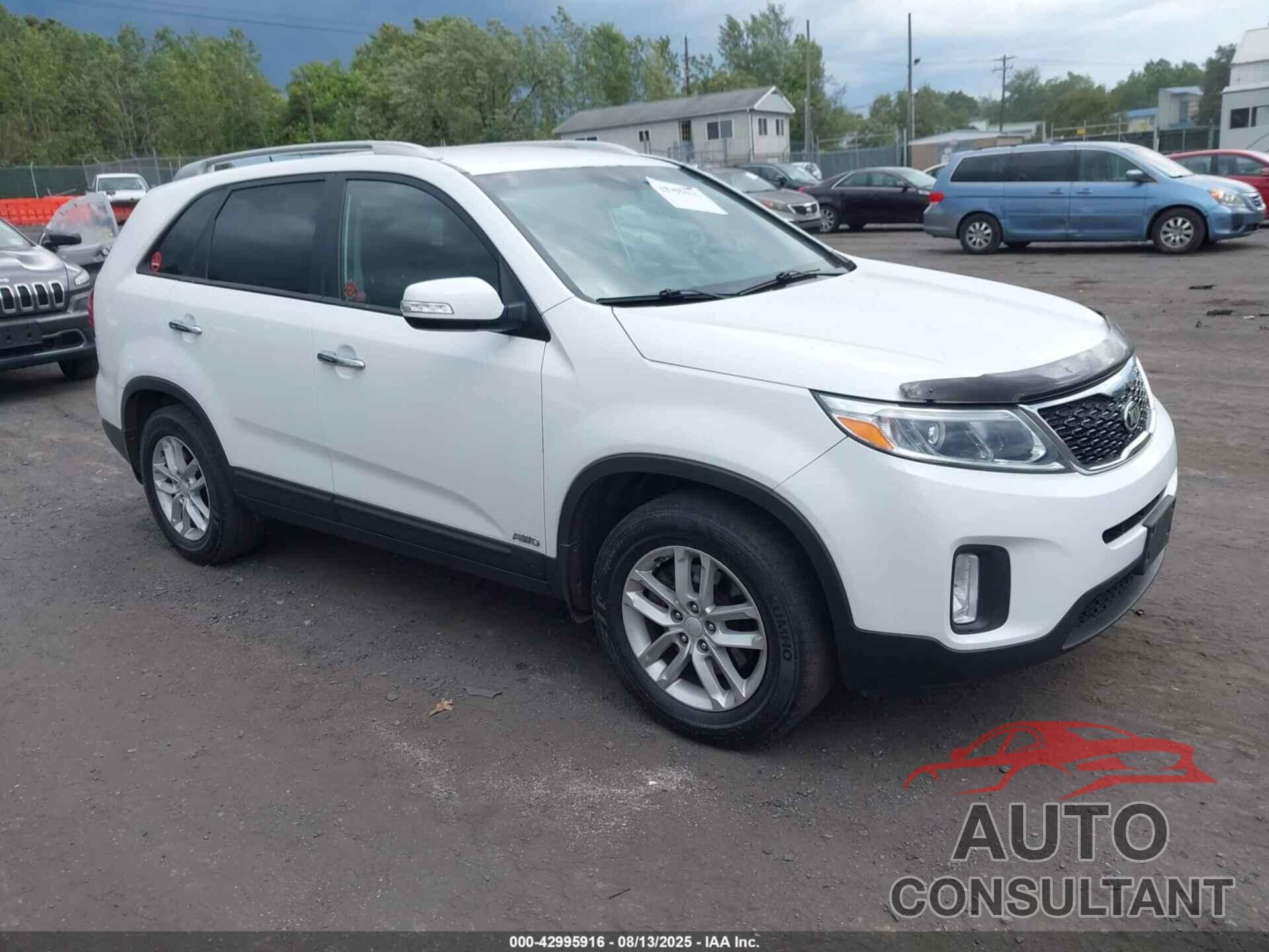 KIA SORENTO 2014 - 5XYKTCA61EG446387