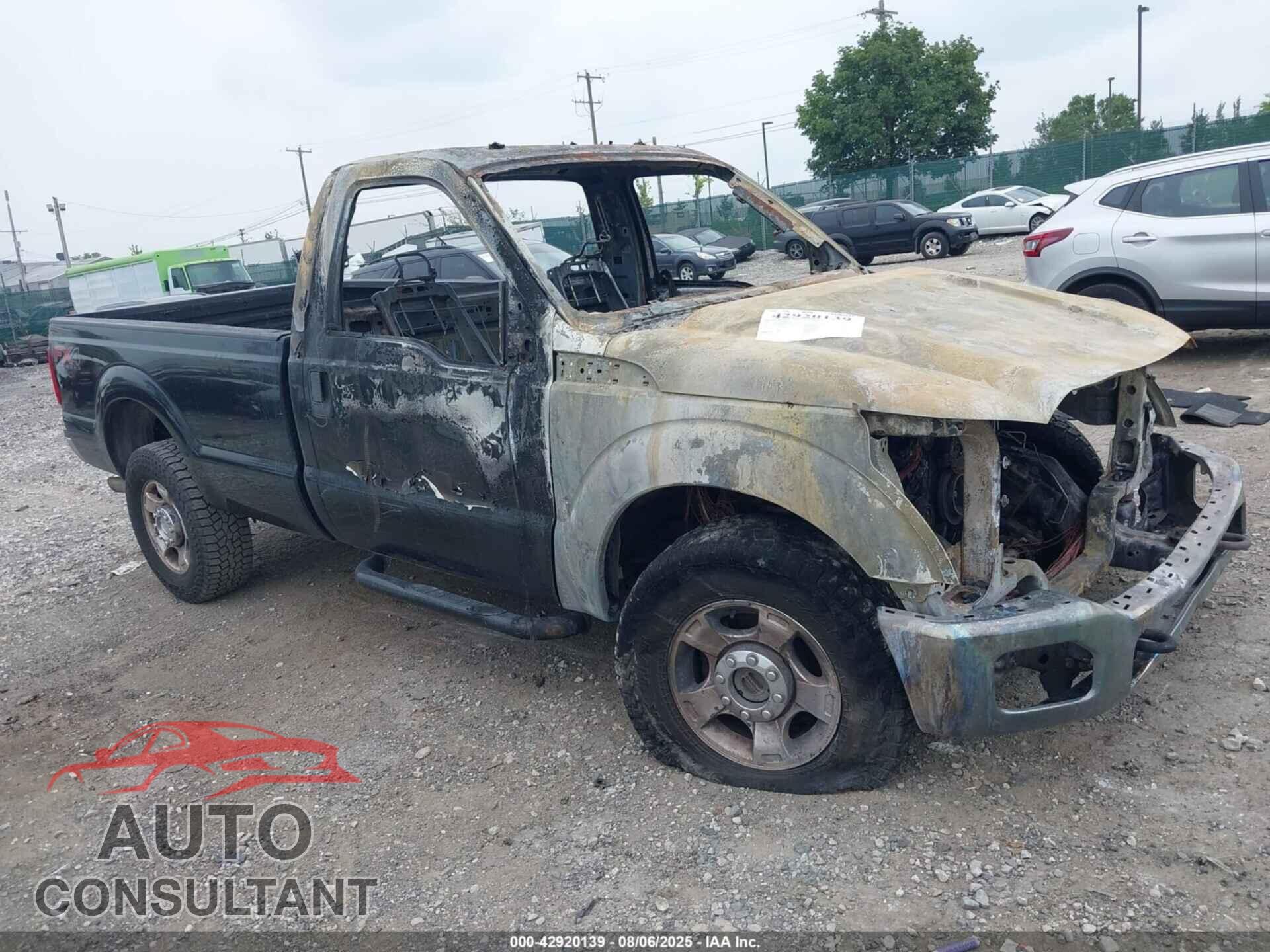 FORD F-250 2013 - 1FTBF2B68DEB21890