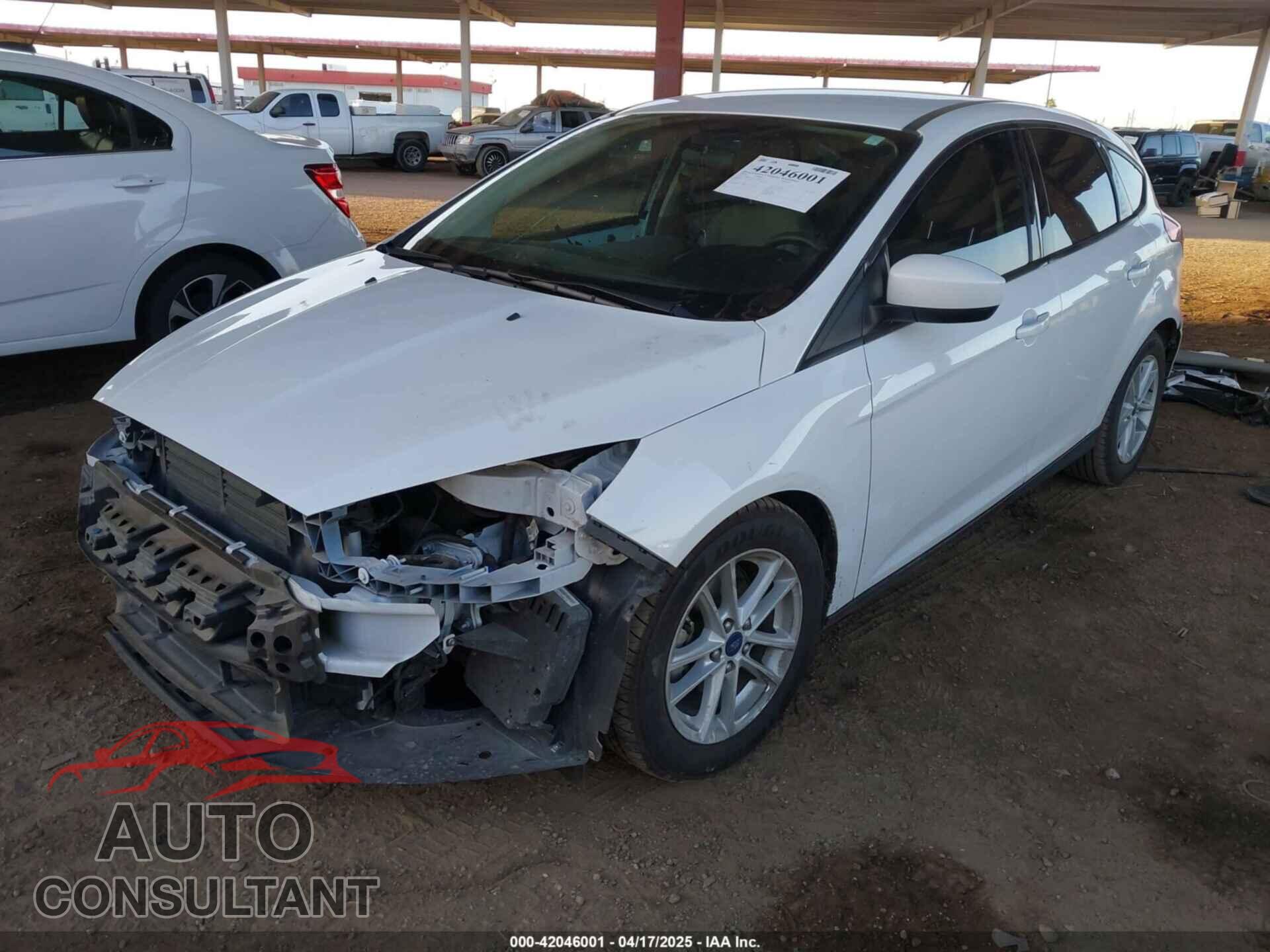 FORD FOCUS 2018 - 1FADP3K21JL217530