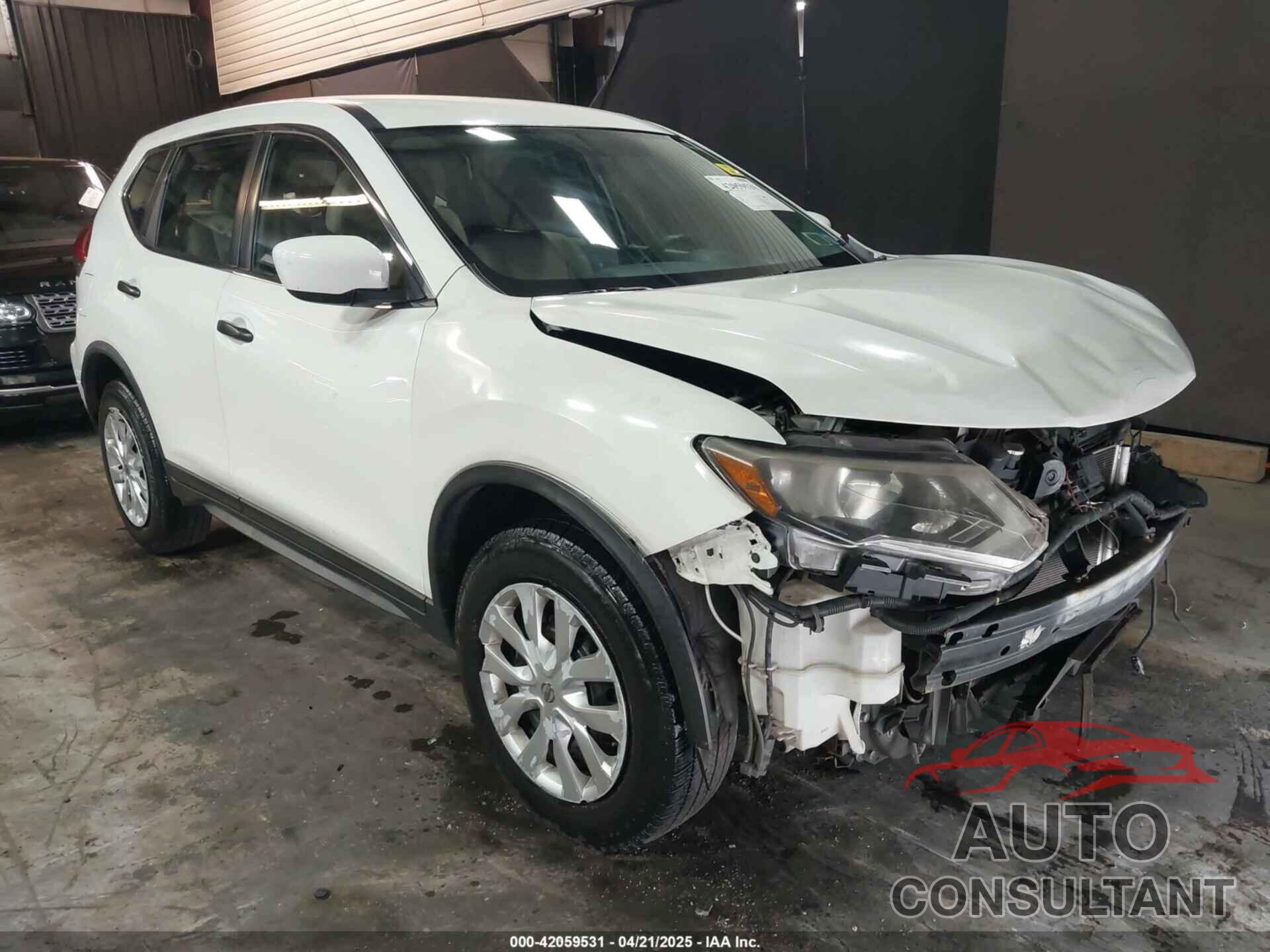 NISSAN ROGUE 2017 - KNMAT2MV5HP572200