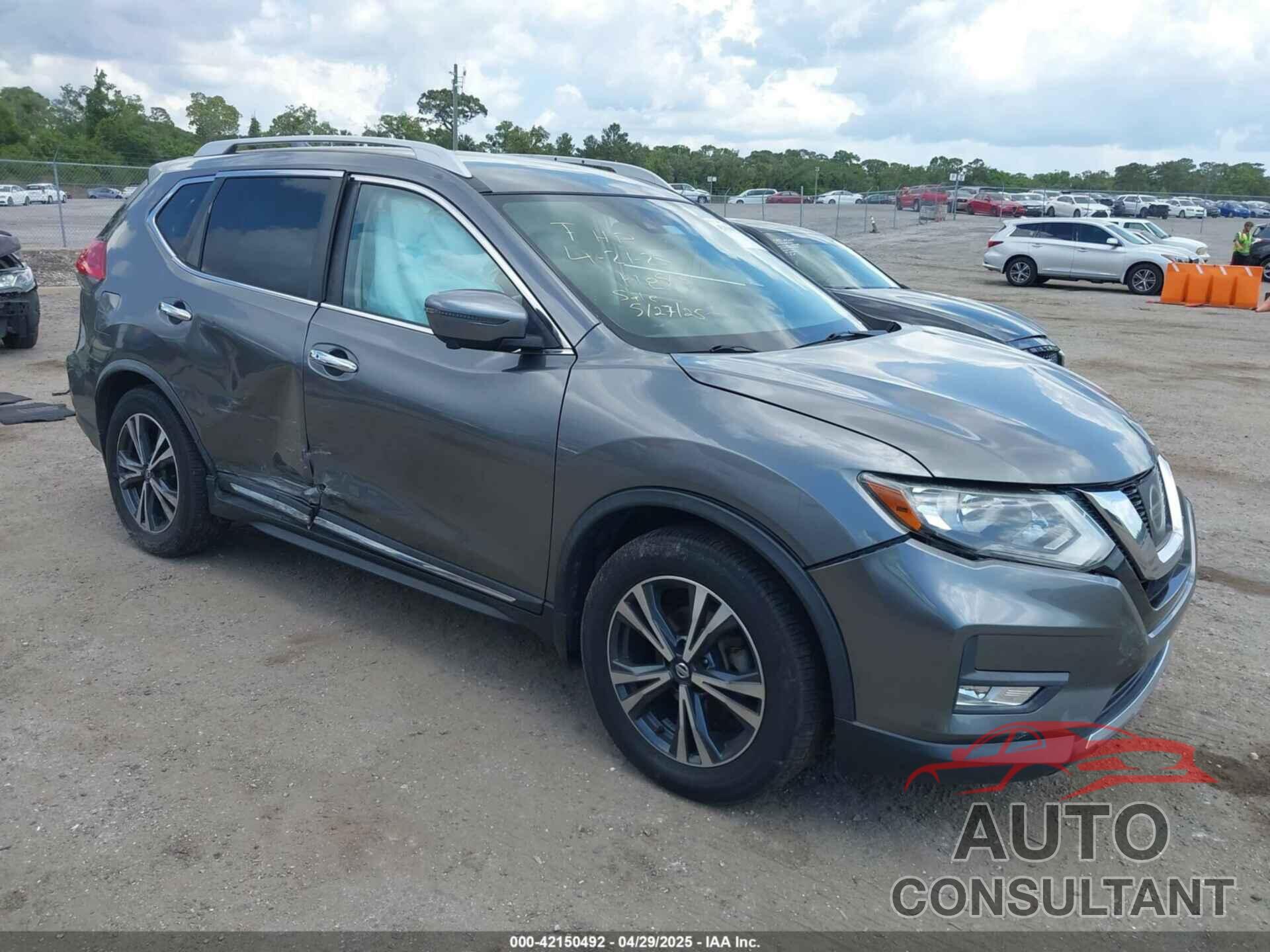 NISSAN ROGUE 2017 - JN8AT2MTXHW403041