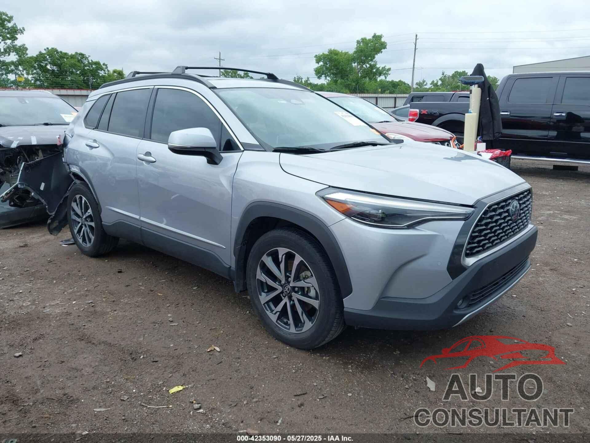 TOYOTA COROLLA CROSS 2024 - 7MUDAAAGXRV090967
