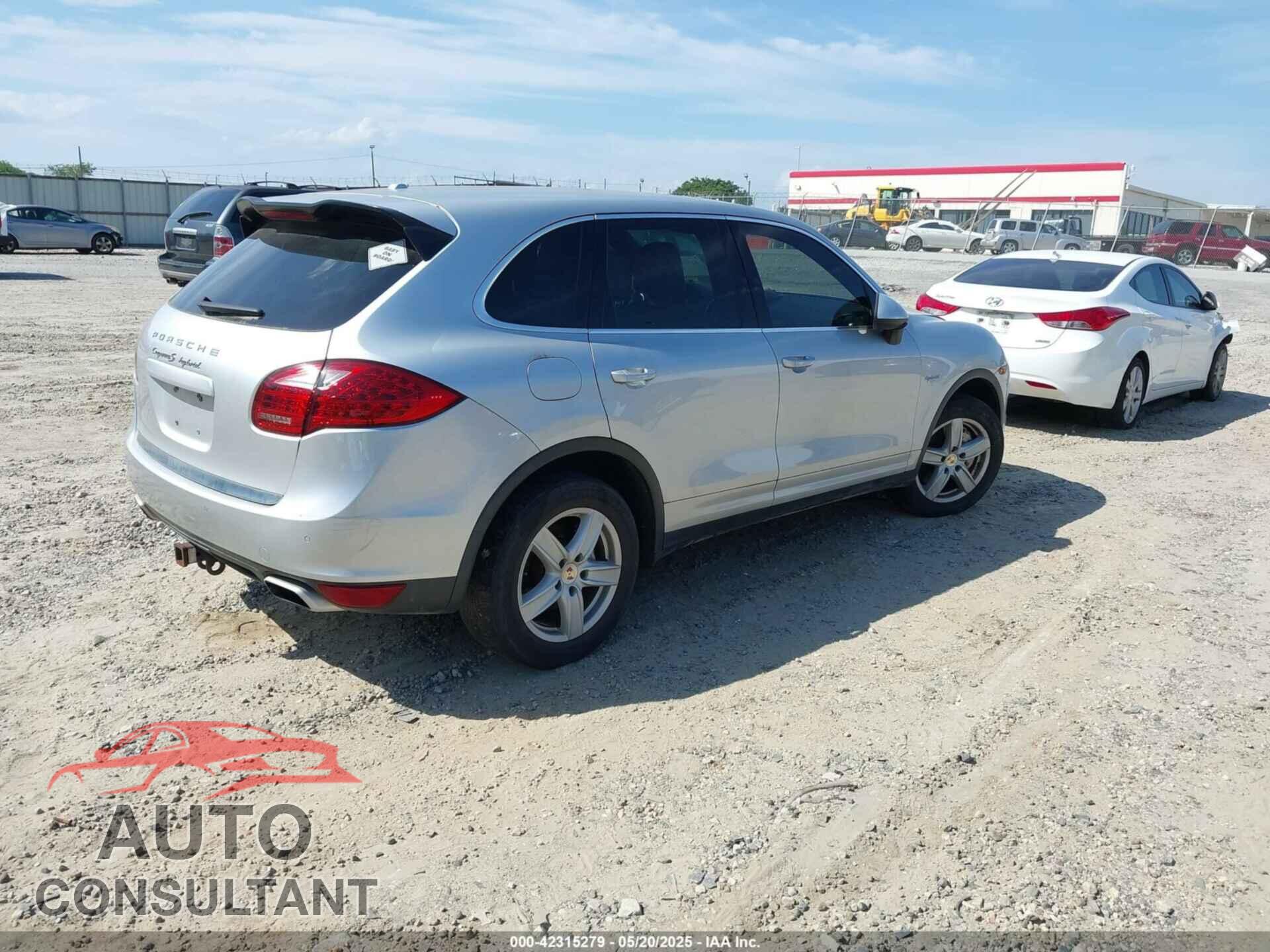 PORSCHE CAYENNE HYBRID 2012 - WP1AE2A20CLA92424
