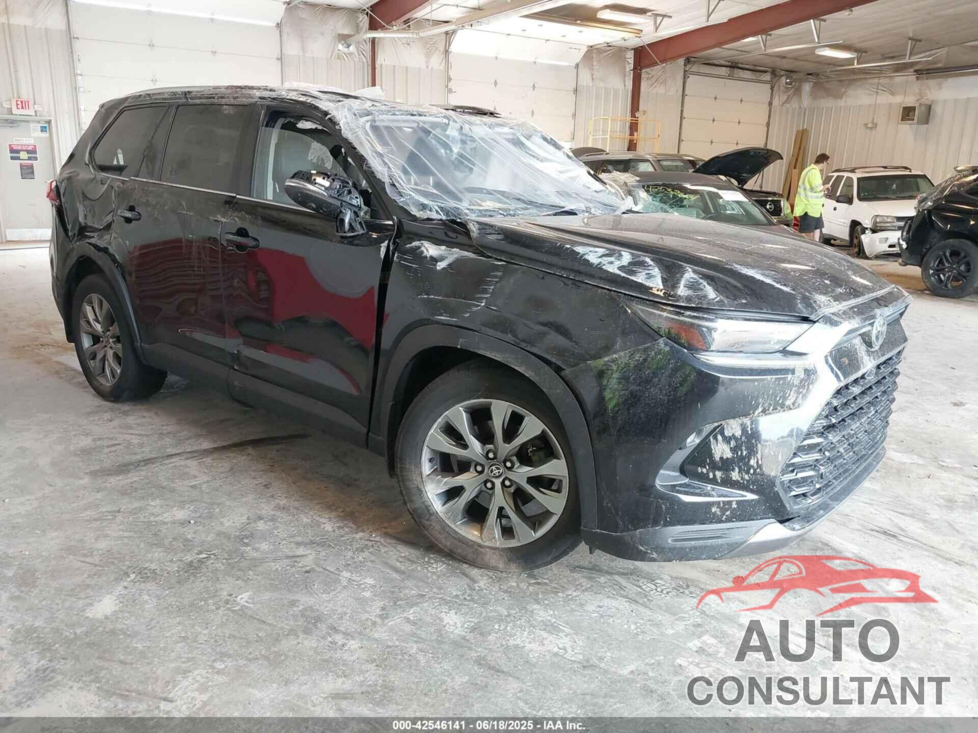 TOYOTA GRAND HIGHLANDER 2024 - 5TDAAAB51RS034569