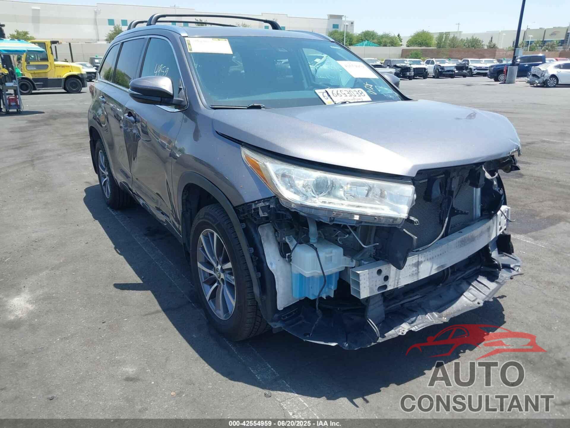 TOYOTA HIGHLANDER 2018 - 5TDKZRFHXJS271758