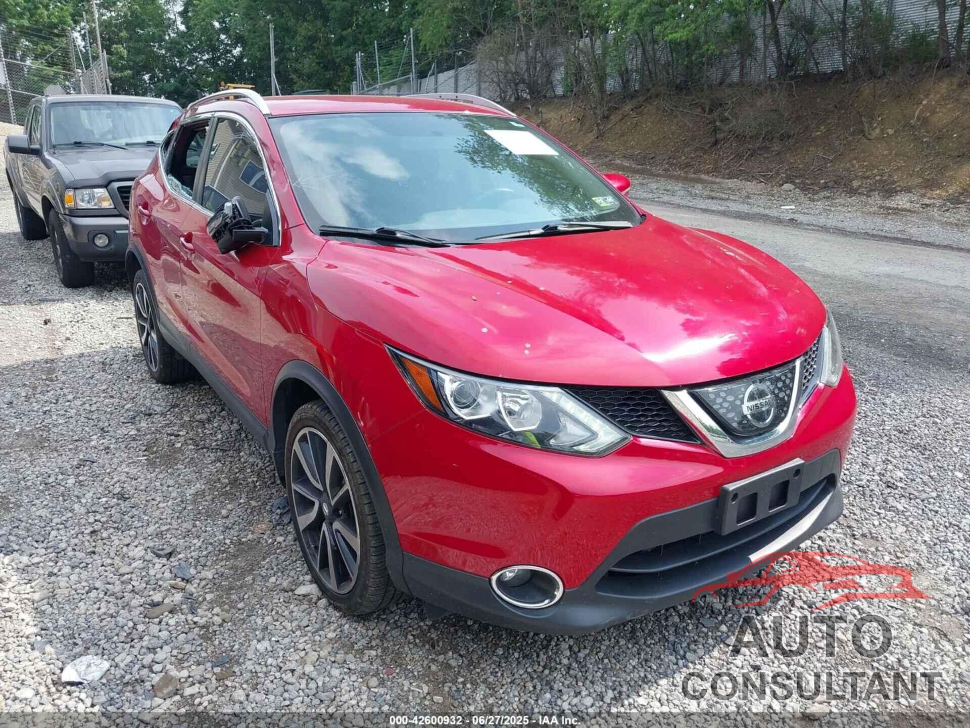 NISSAN ROGUE SPORT 2018 - JN1BJ1CR9JW264700