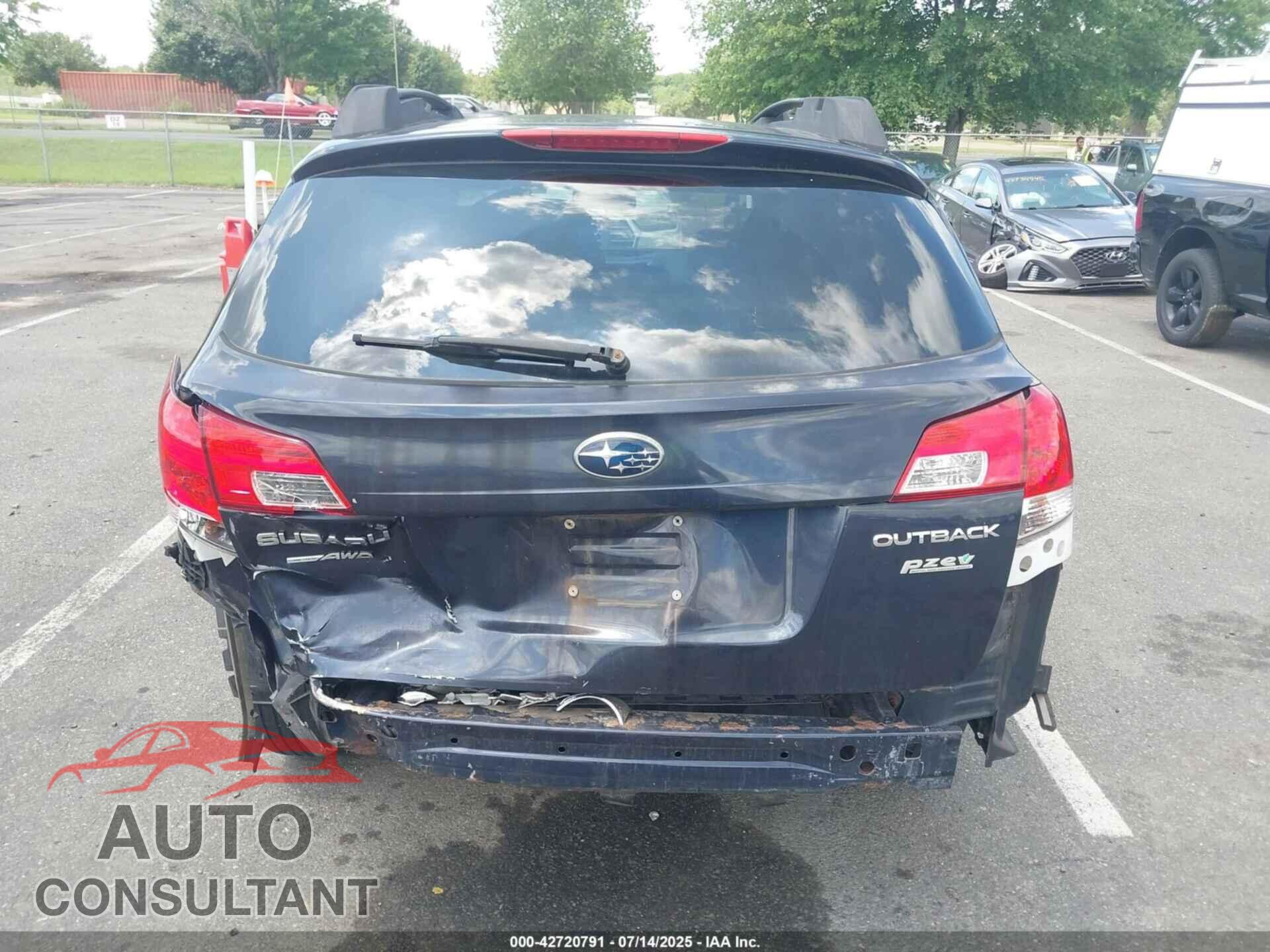 SUBARU OUTBACK 2013 - 4S4BRBGC1D3201769