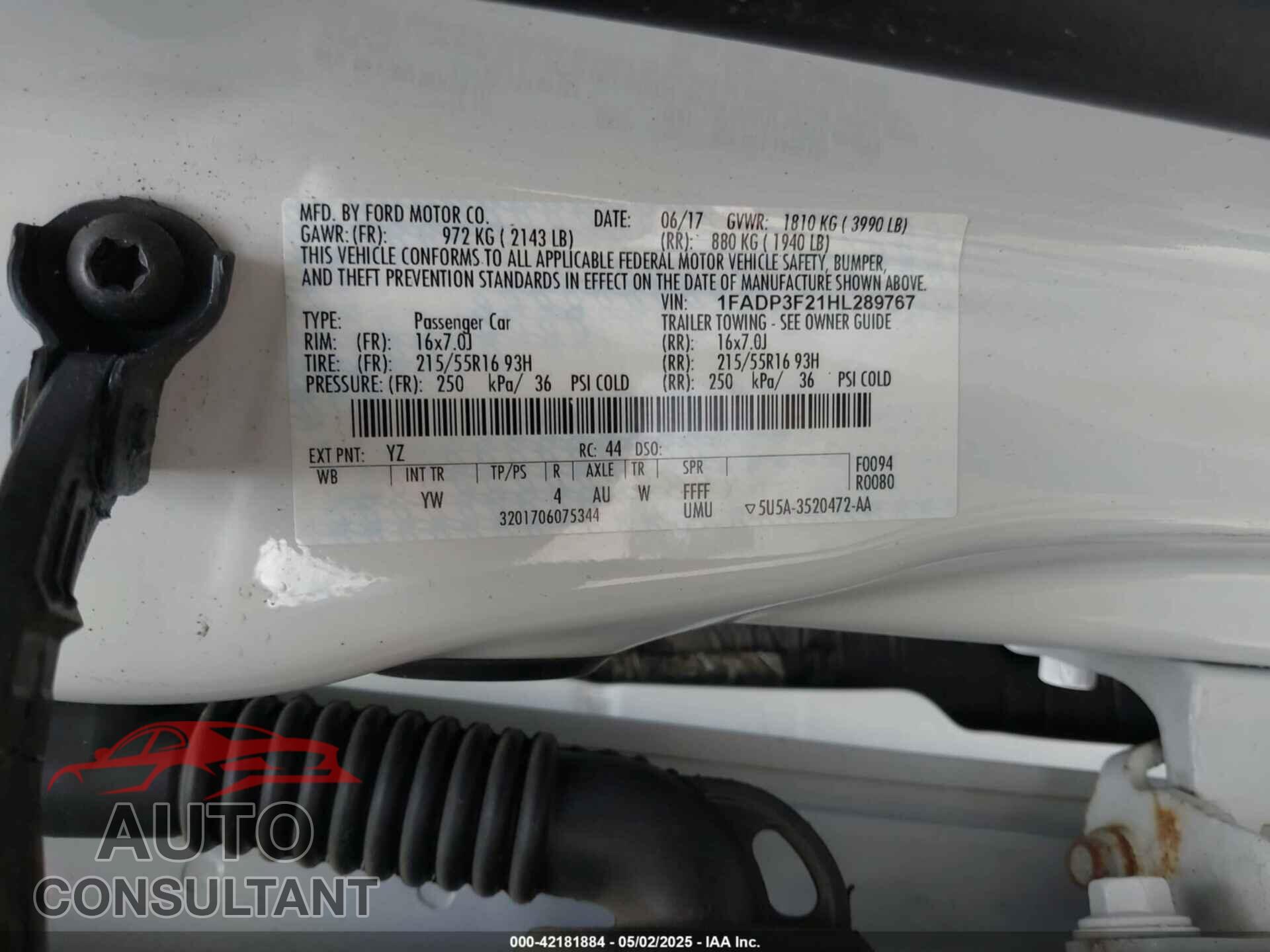 FORD FOCUS 2017 - 1FADP3F21HL289767