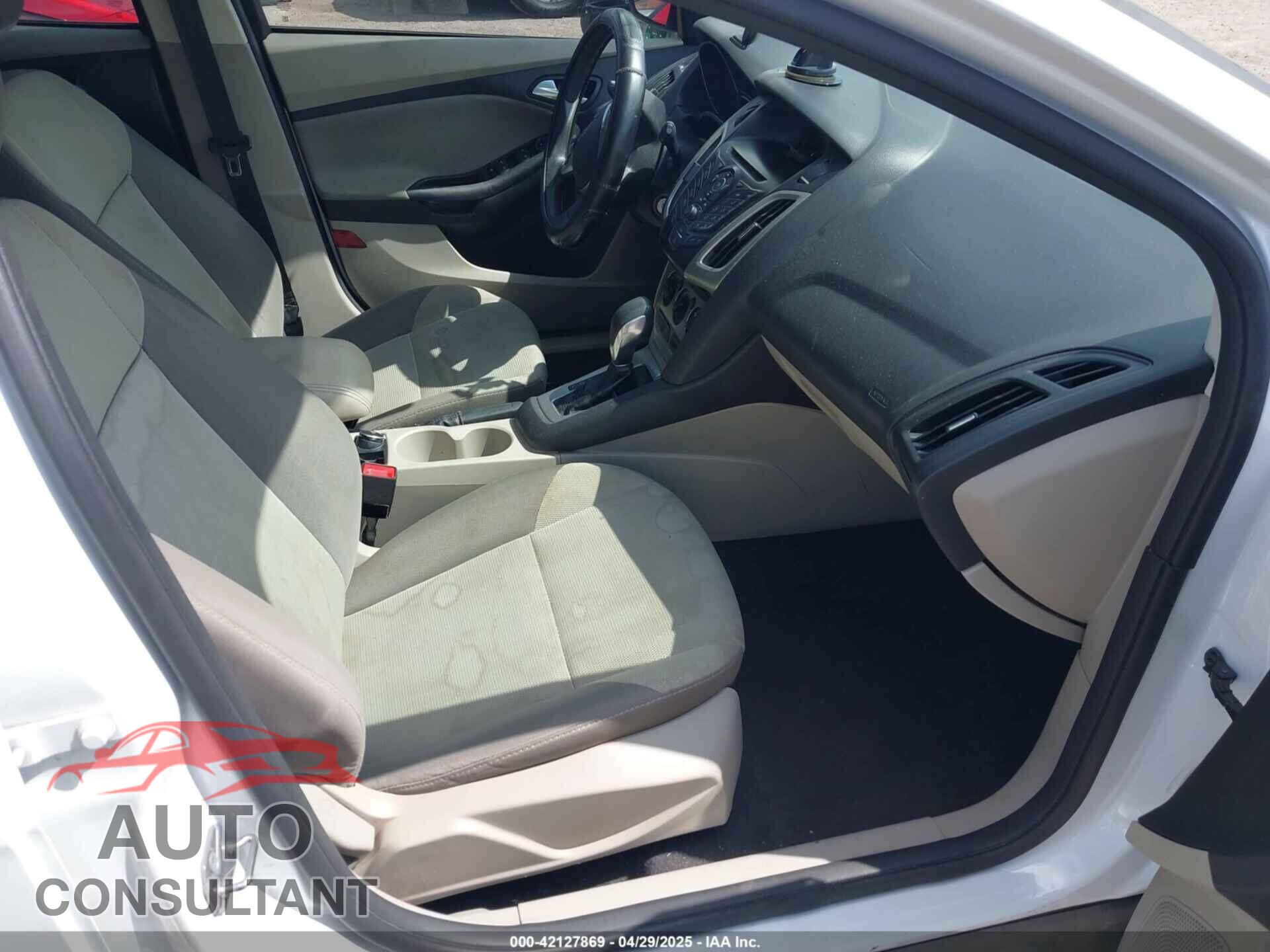 FORD FOCUS 2014 - 1FADP3K20EL336093