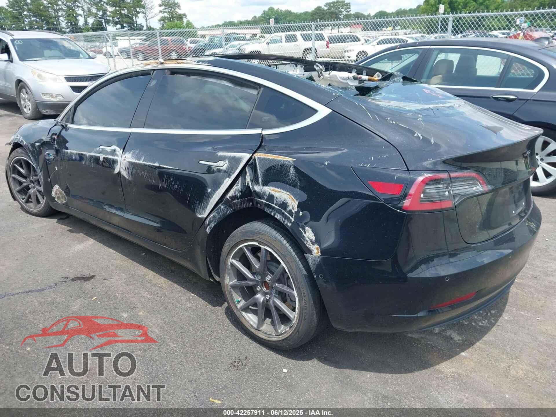 TESLA MODEL 3 2018 - 5YJ3E1EA4JF056984