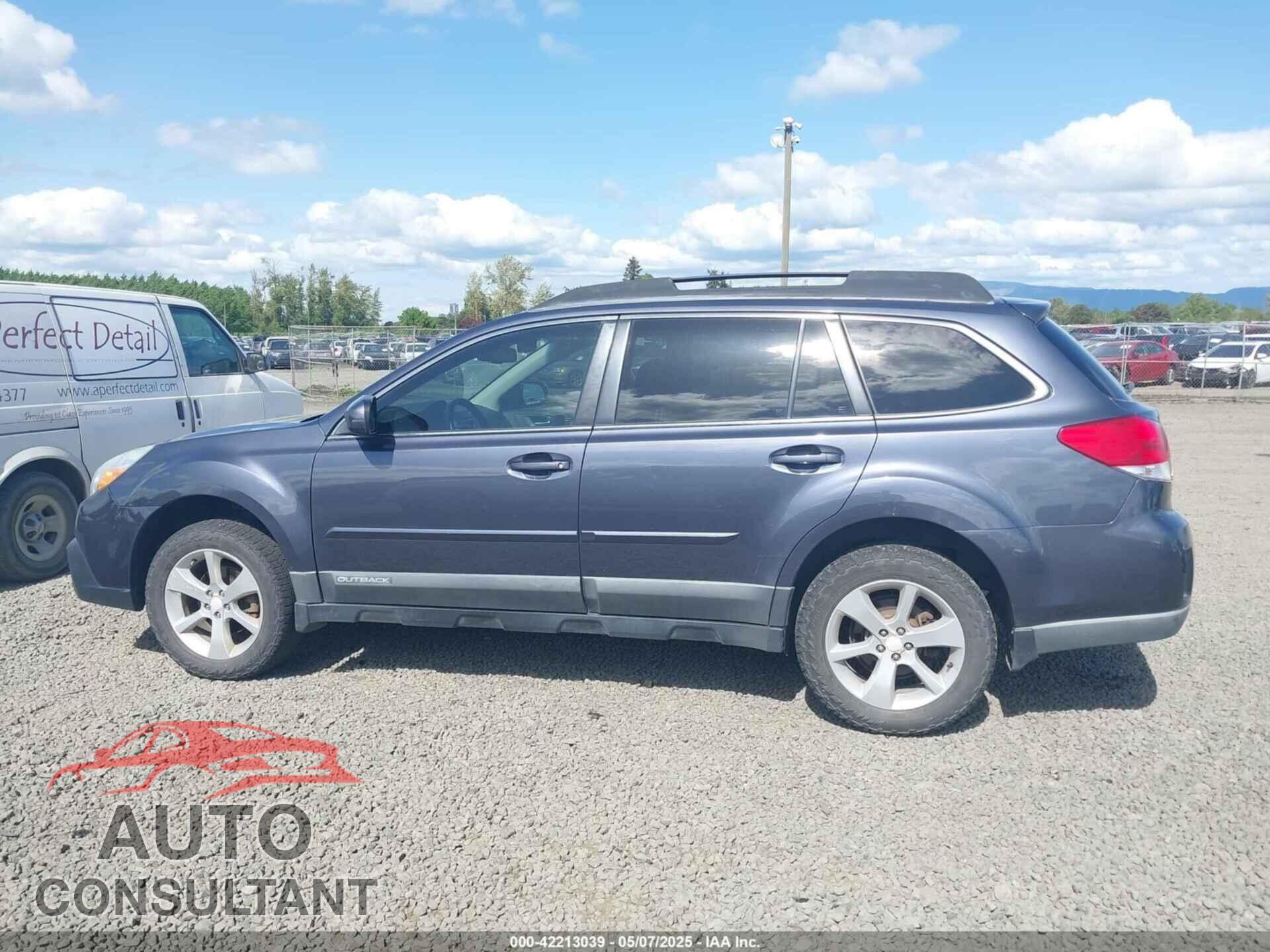 SUBARU OUTBACK 2014 - 4S4BRBCC5E3247600