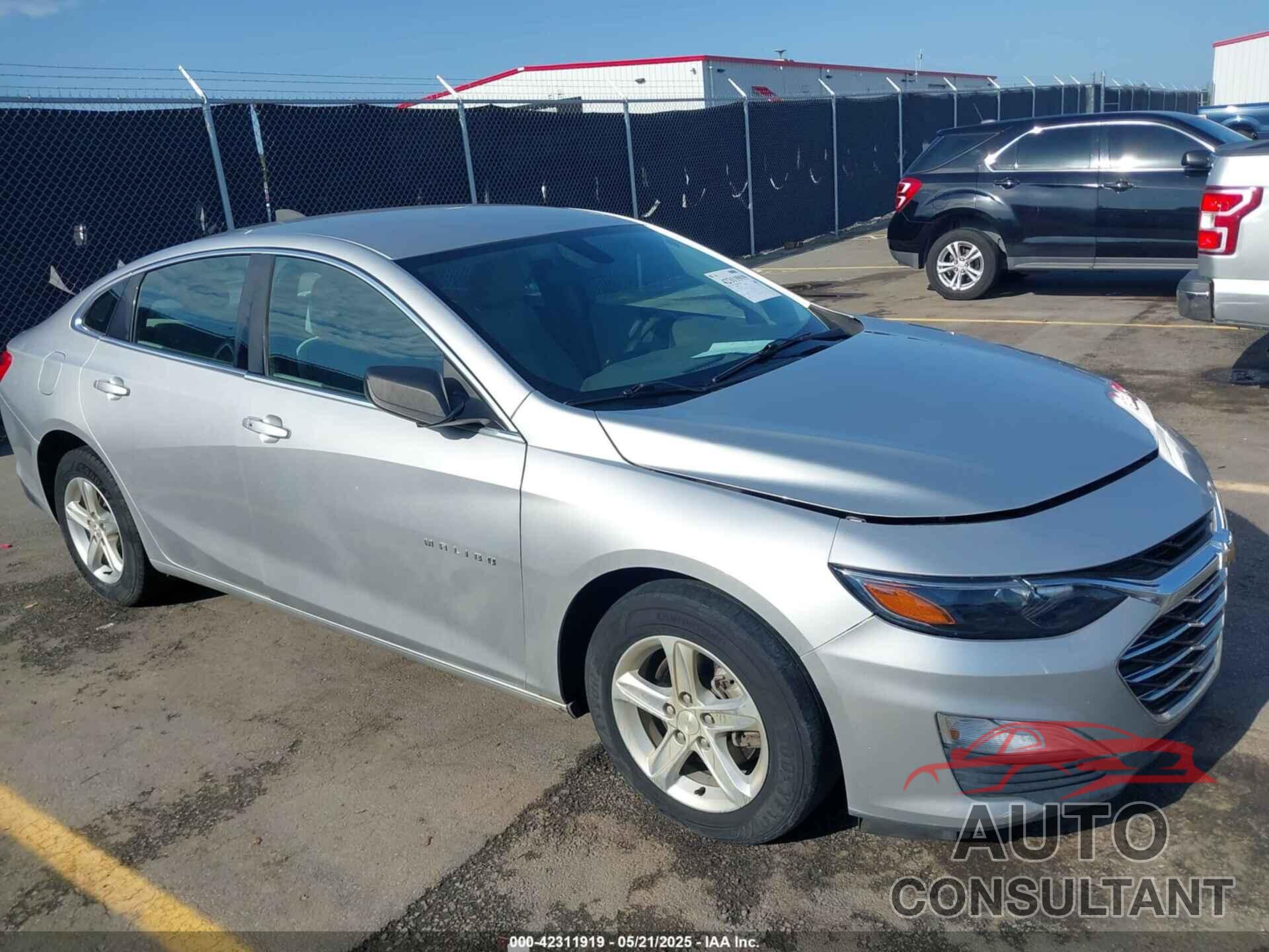 CHEVROLET MALIBU 2019 - 1G1ZB5ST4KF165824