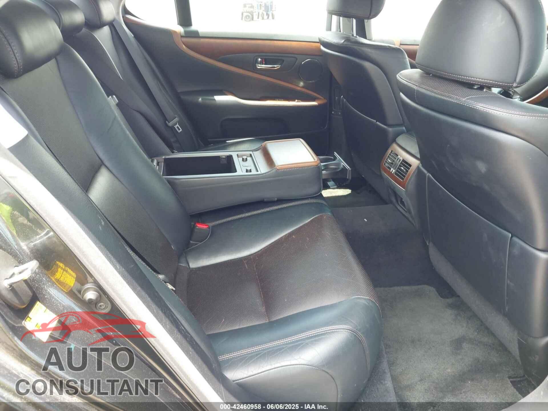 LEXUS LS 460 2011 - JTHCL5EF4B5012378