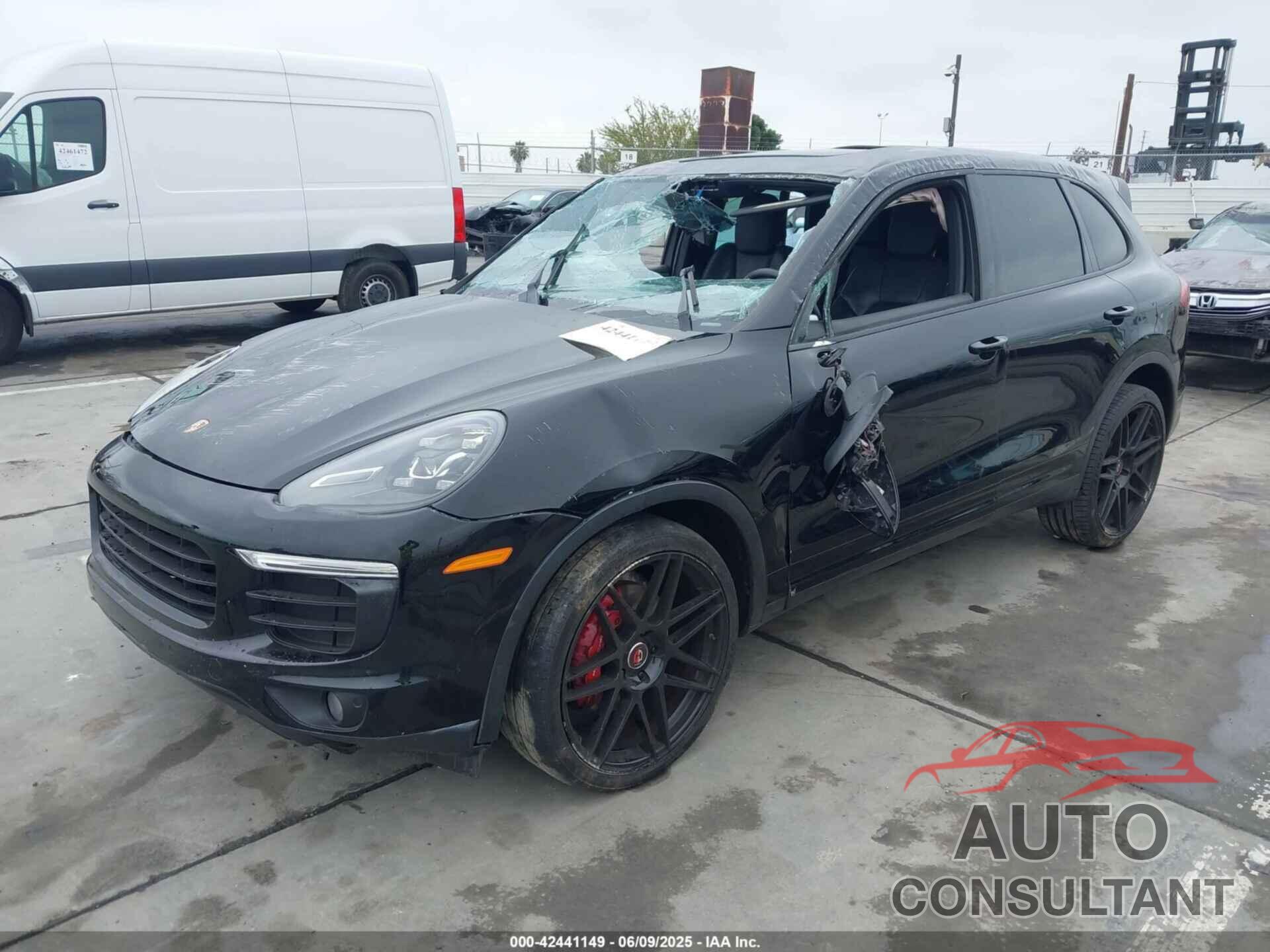 PORSCHE CAYENNE 2016 - WP1AA2A26GLA06051