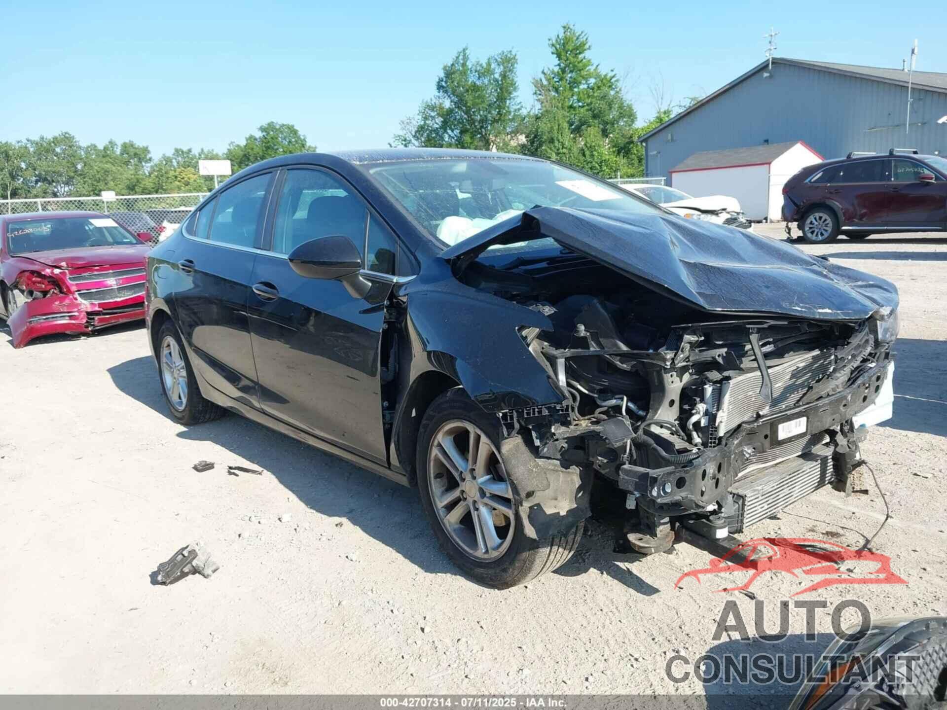 CHEVROLET CRUZE 2017 - 1G1BE5SM7H7230699