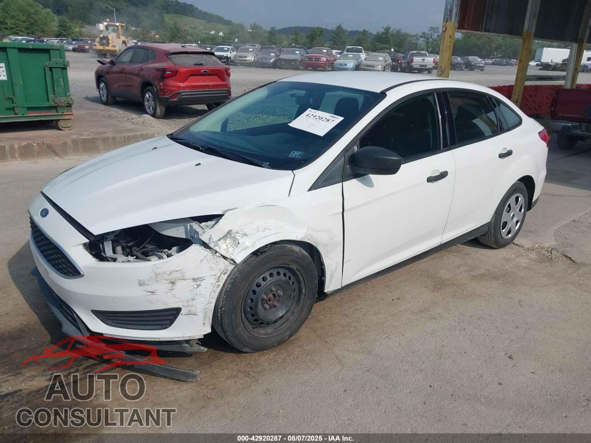 FORD FOCUS 2018 - 1FADP3E22JL264481