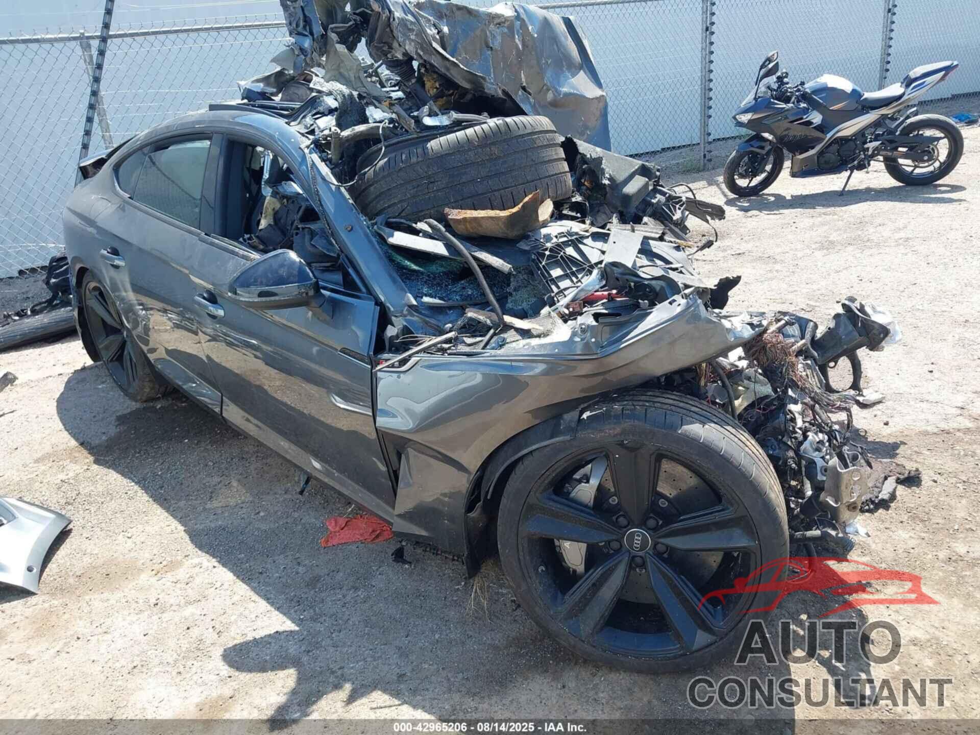 AUDI RS 5 2019 - WUABWCF50KA900442