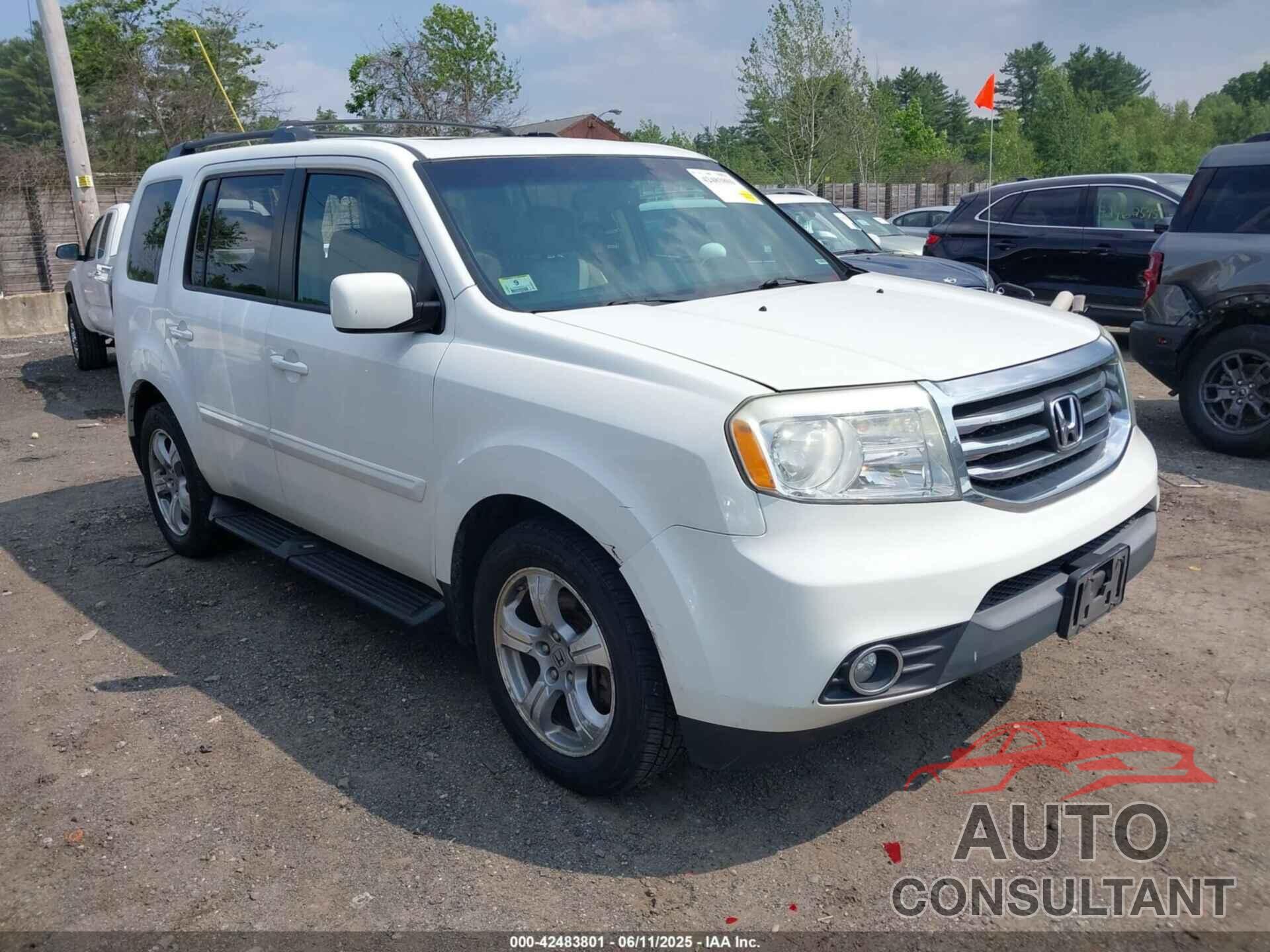 HONDA PILOT 2013 - 5FNYF4H63DB077552
