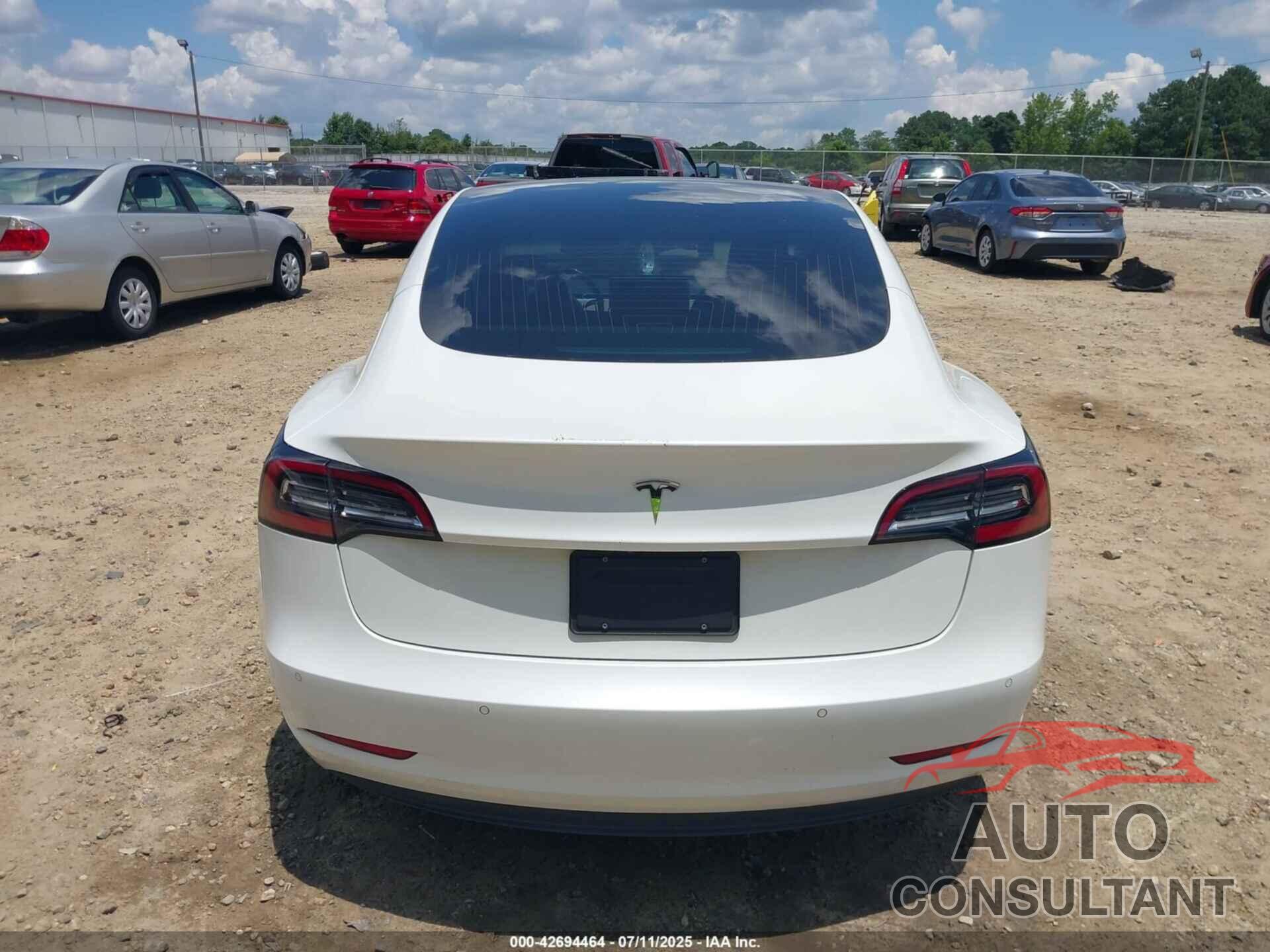 TESLA MODEL 3 2019 - 5YJ3E1EA4KF328323