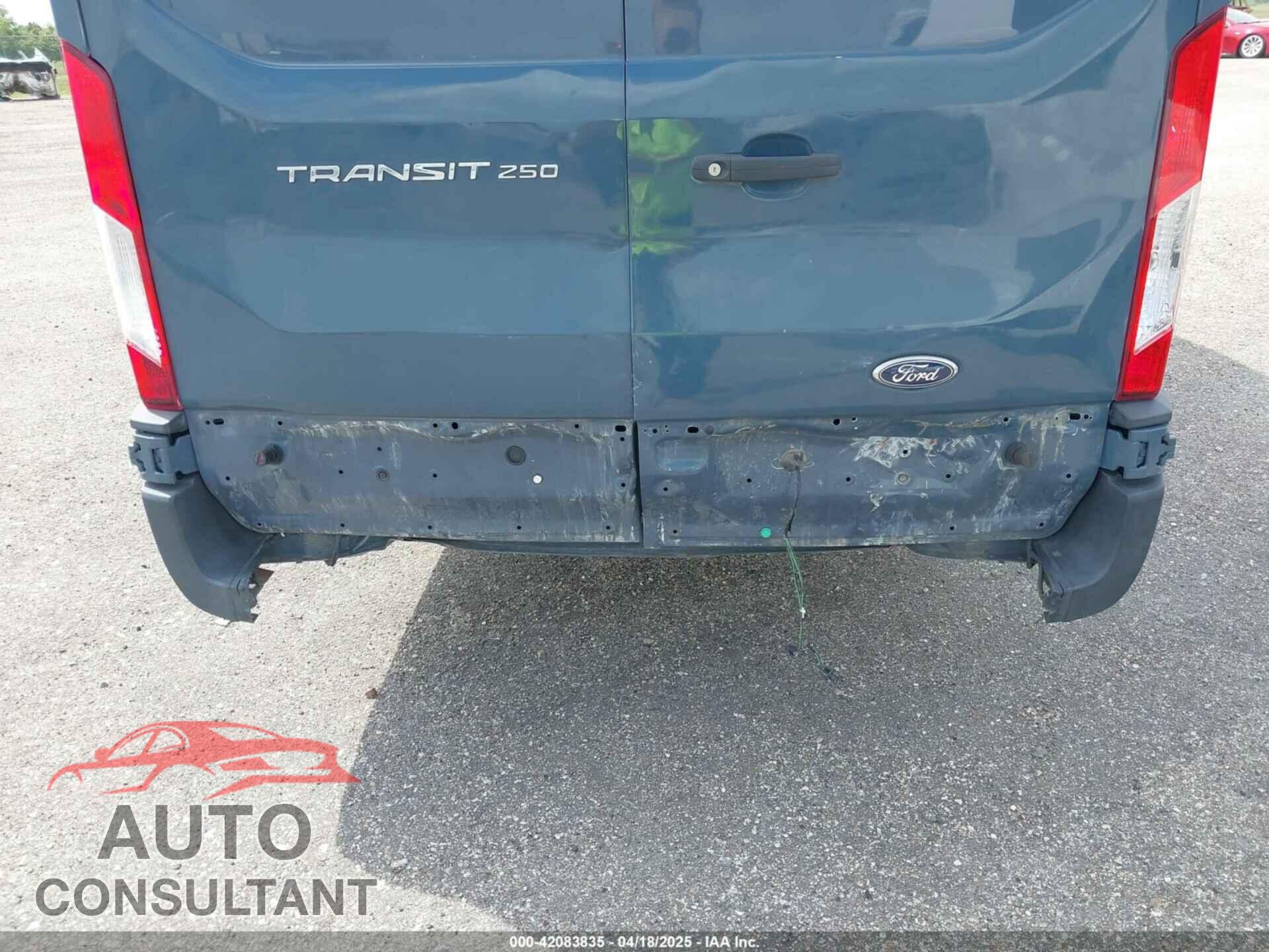 FORD TRANSIT-250 CARGO VAN 2020 - 1FTBR3X83LKA48242