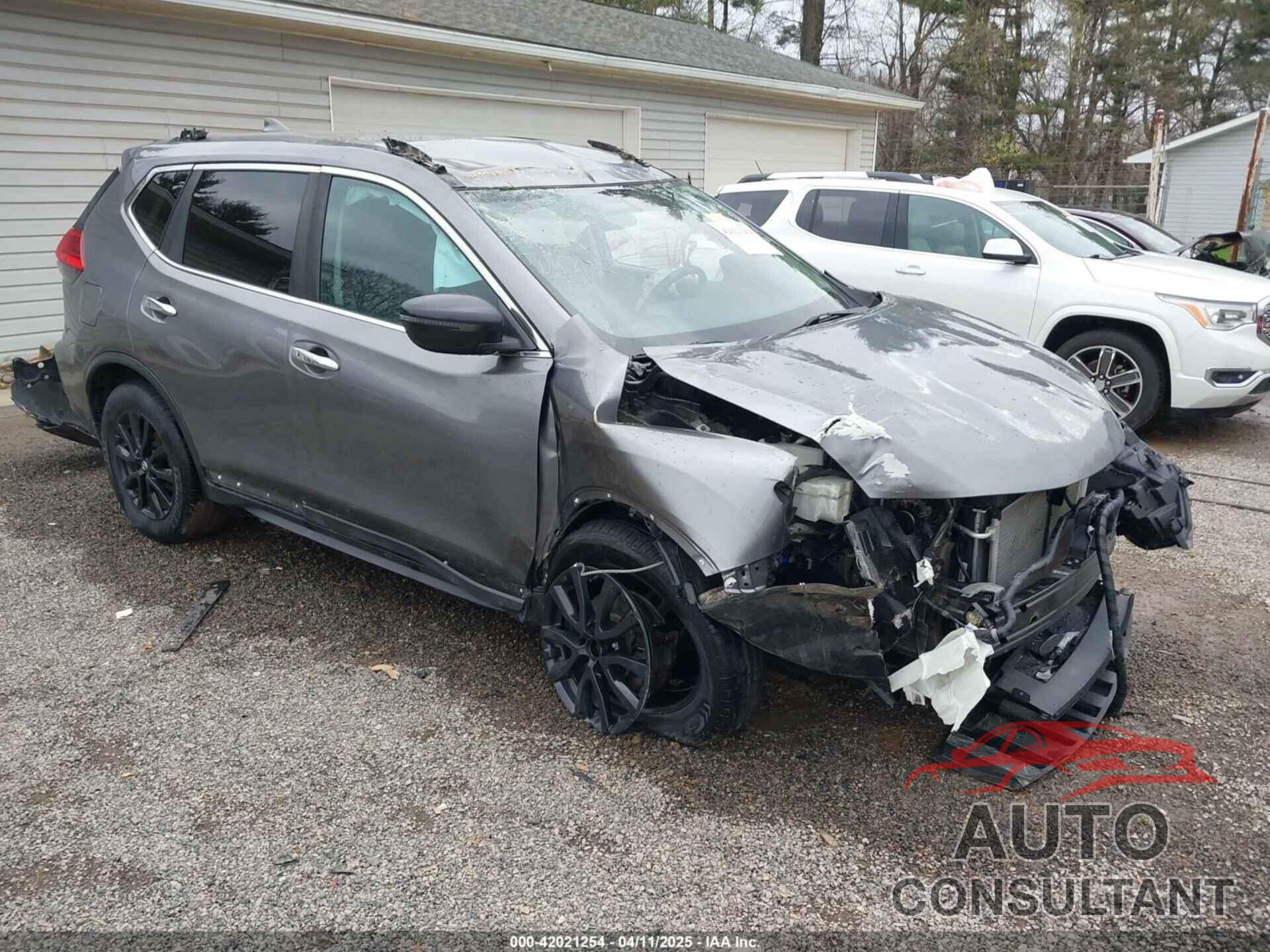 NISSAN ROGUE 2017 - 5N1AT2MV8HC802900
