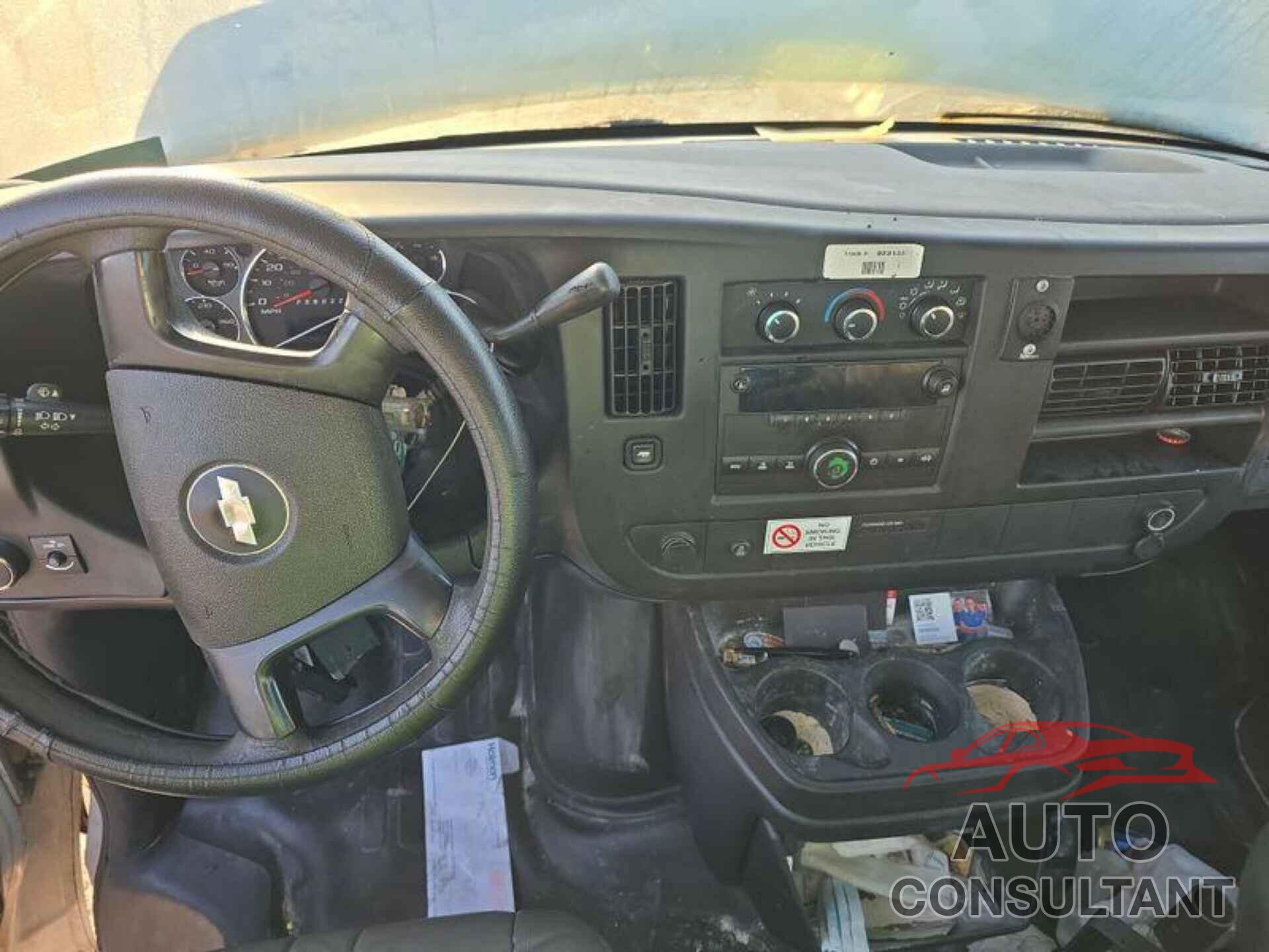 CHEVROLET EXPRESS 1500 2012 - 1GCSGAFX9C1171391