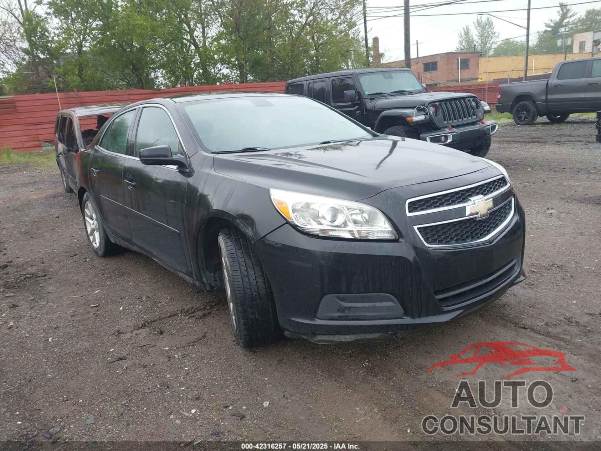 CHEVROLET MALIBU 2013 - 1G11D5SR9DF171228